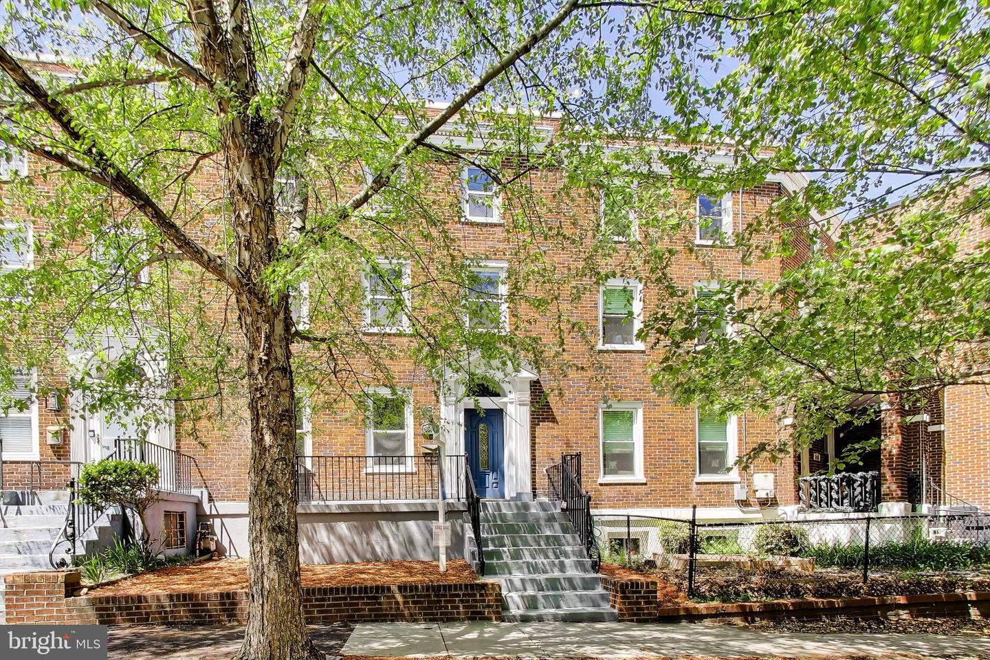 3544 Hertford Place NW, Washington