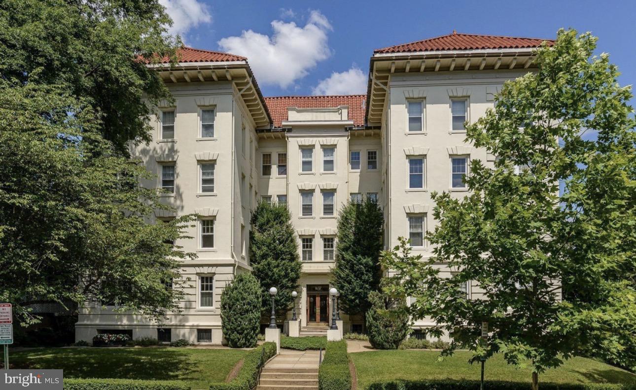 1657 31st Street NW #206, Washington