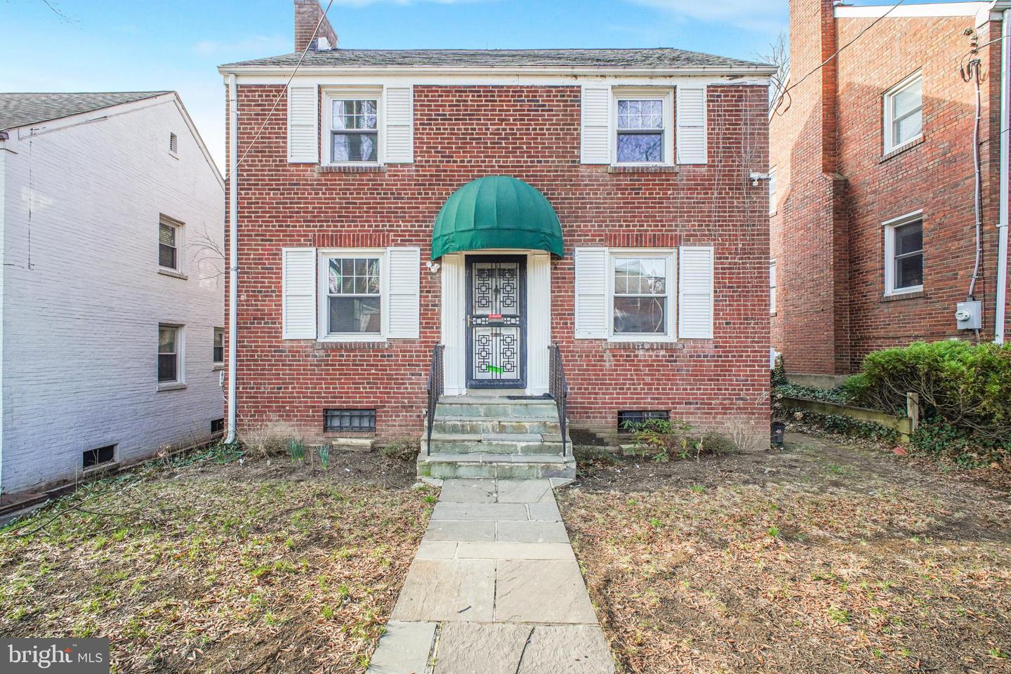 1605 Crittenden Street NE, Washington