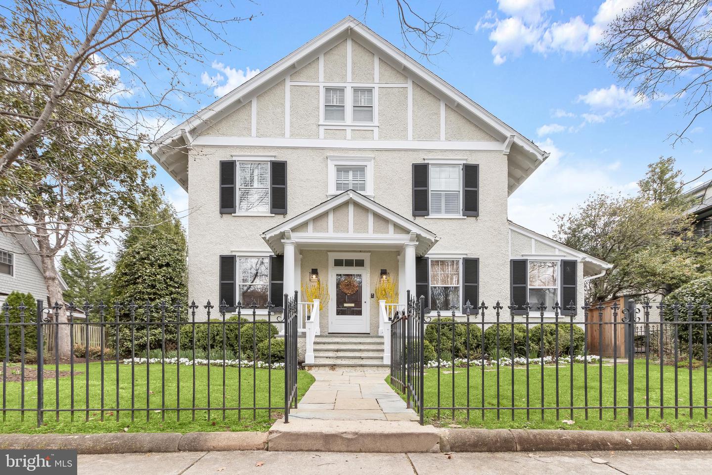 3753 Oliver Street NW, Washington