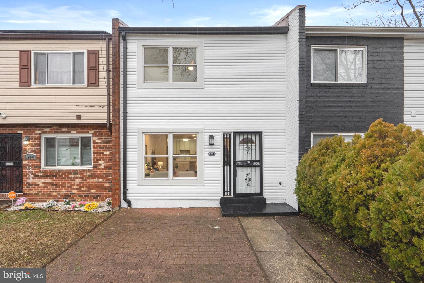 1266 Barnaby Terrace SE, Washington