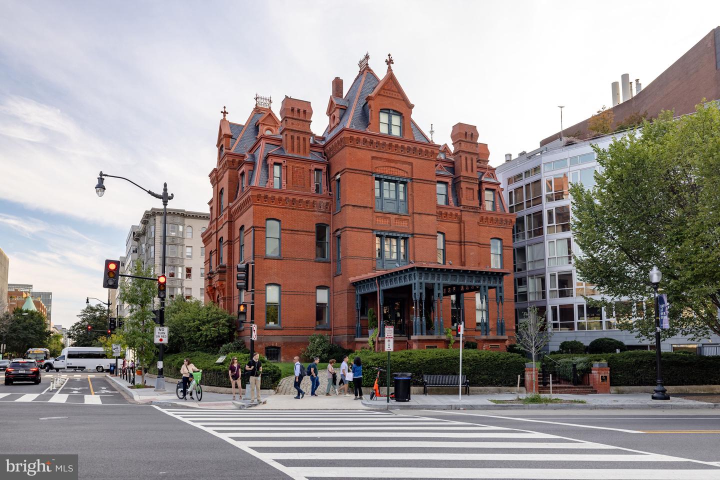 2002 Massachusetts Avenue NW #r-3, Washington