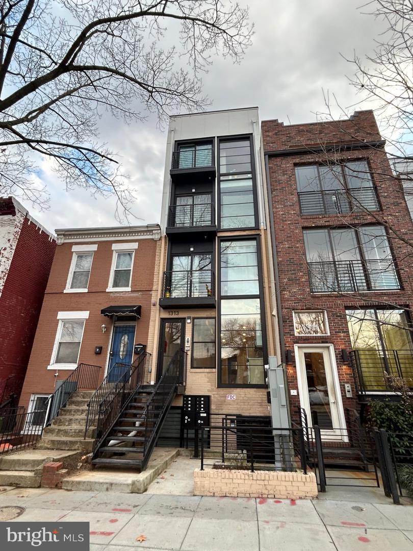 1313 Pennsylvania Avenue SE #102, Washington