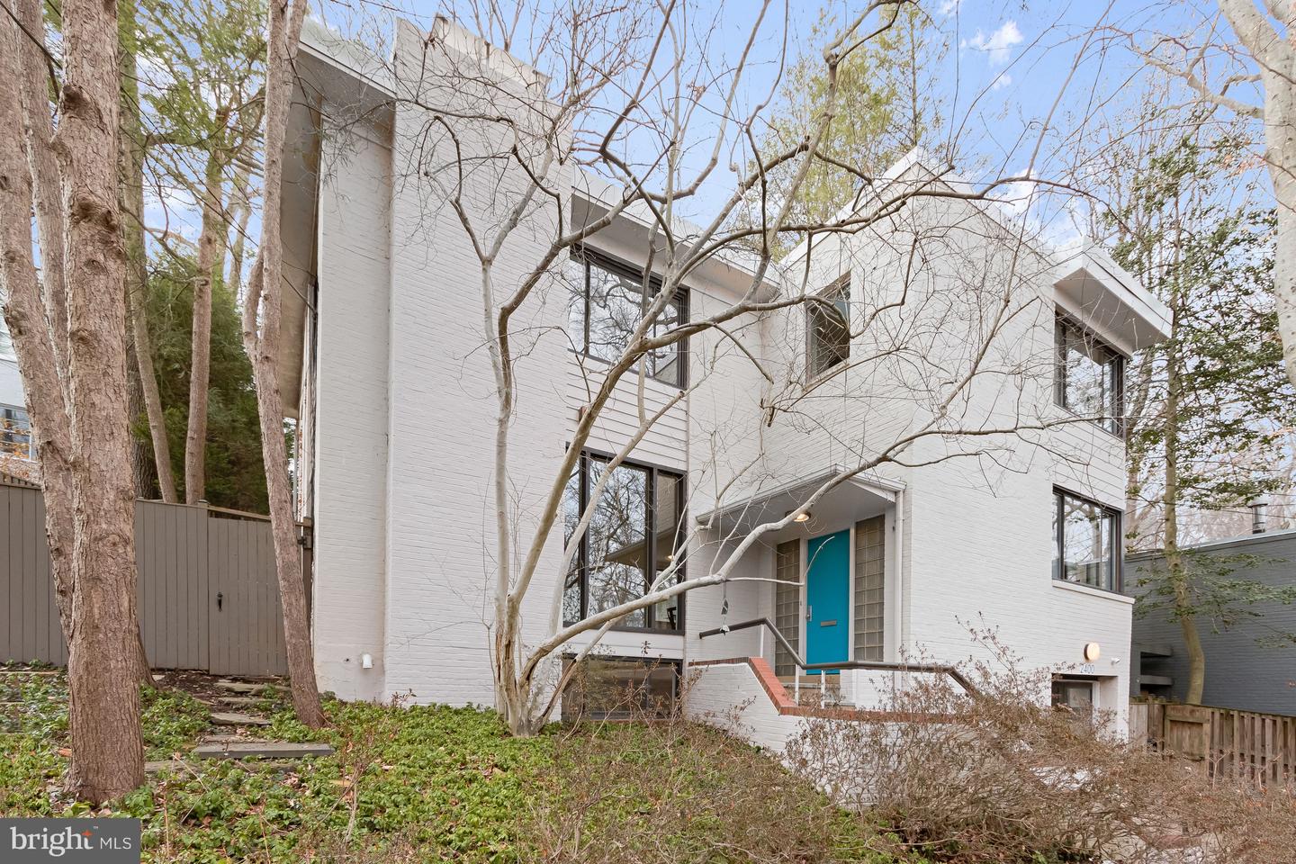2400 44th Street NW, Washington