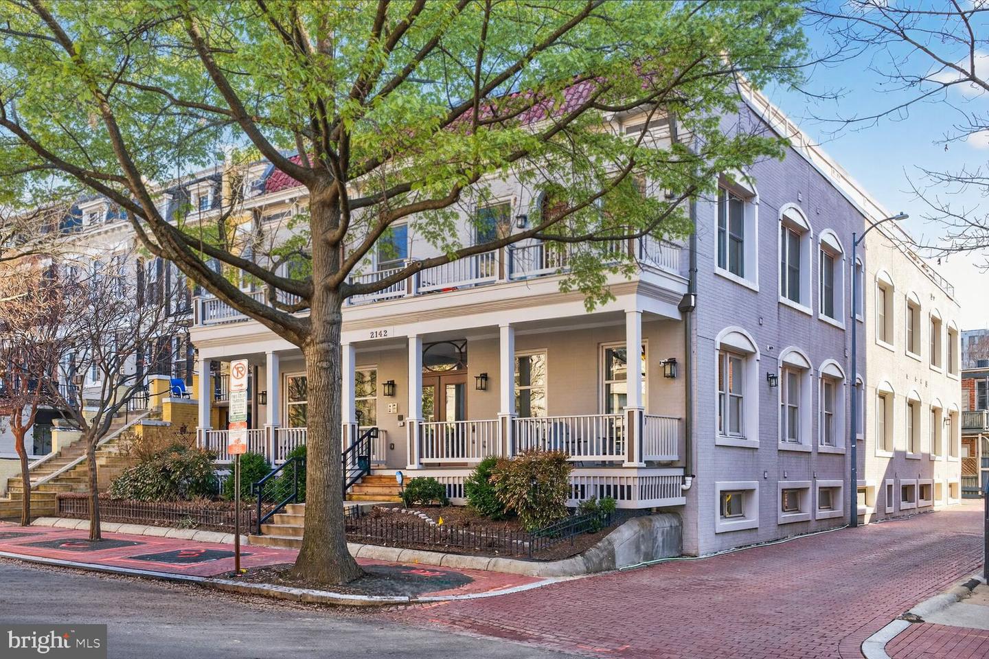 2142 O Street NW #100