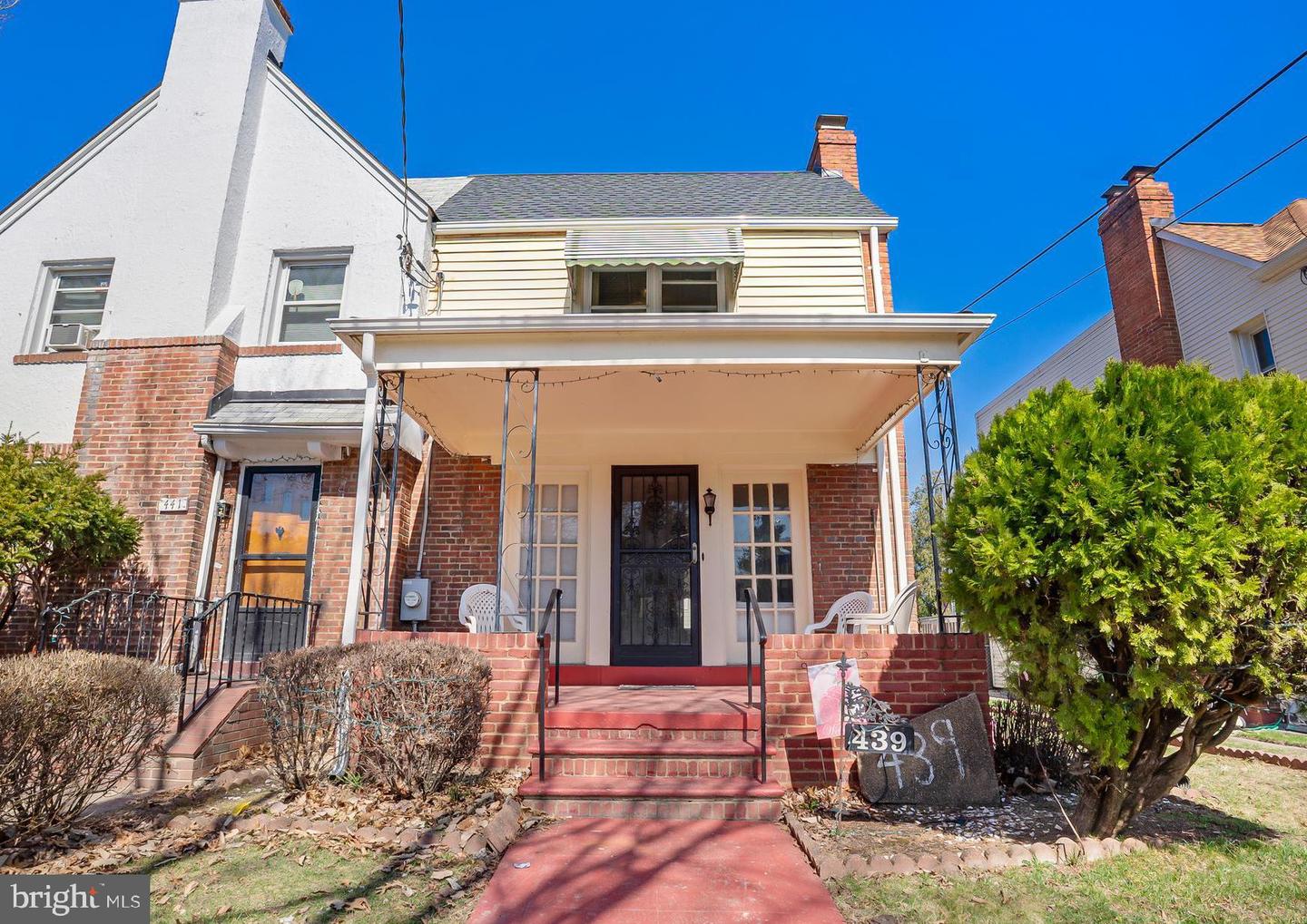 439 Peabody Street NW, Washington