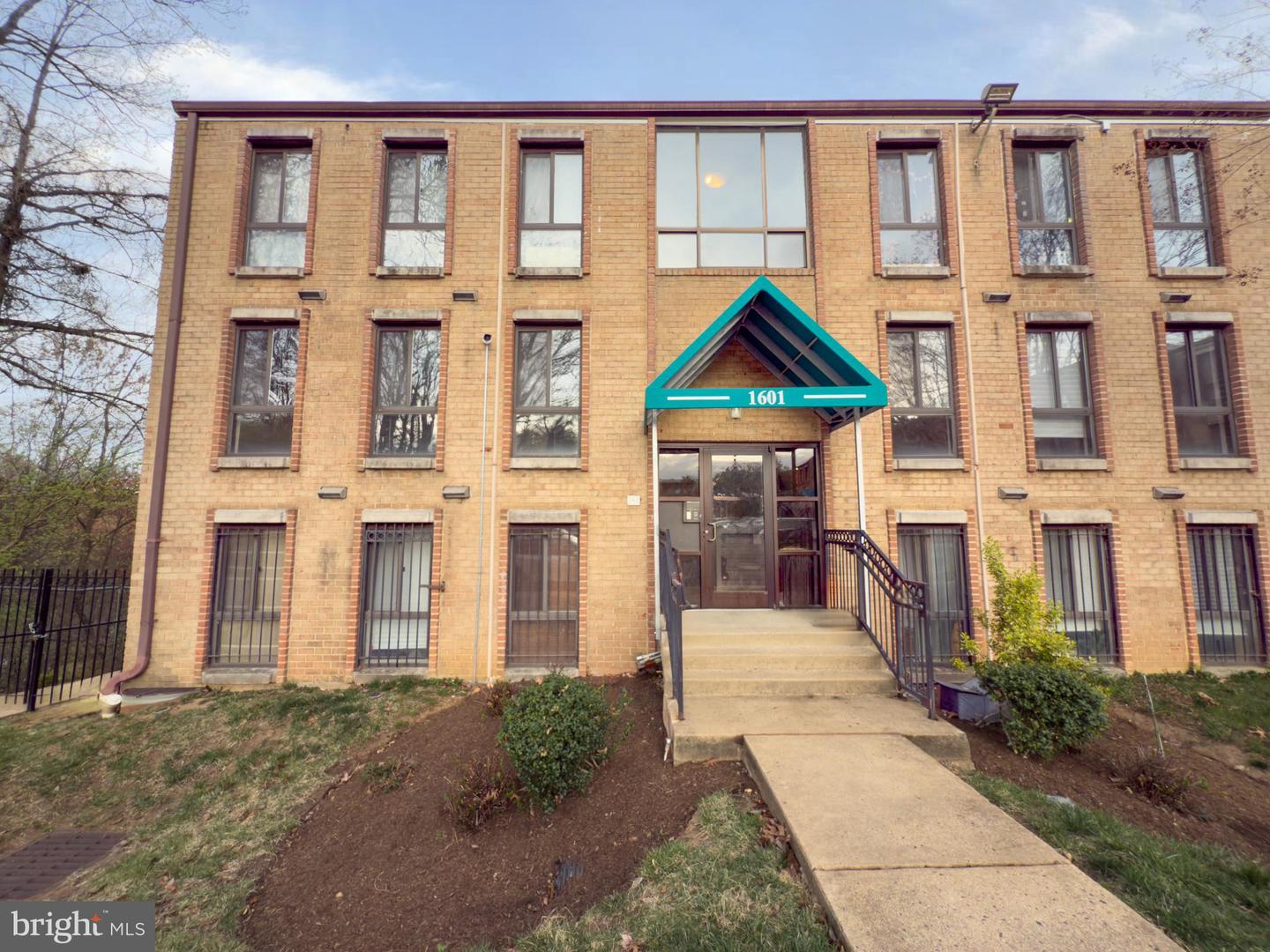 1601 Gainesville Street SE #201, Washington