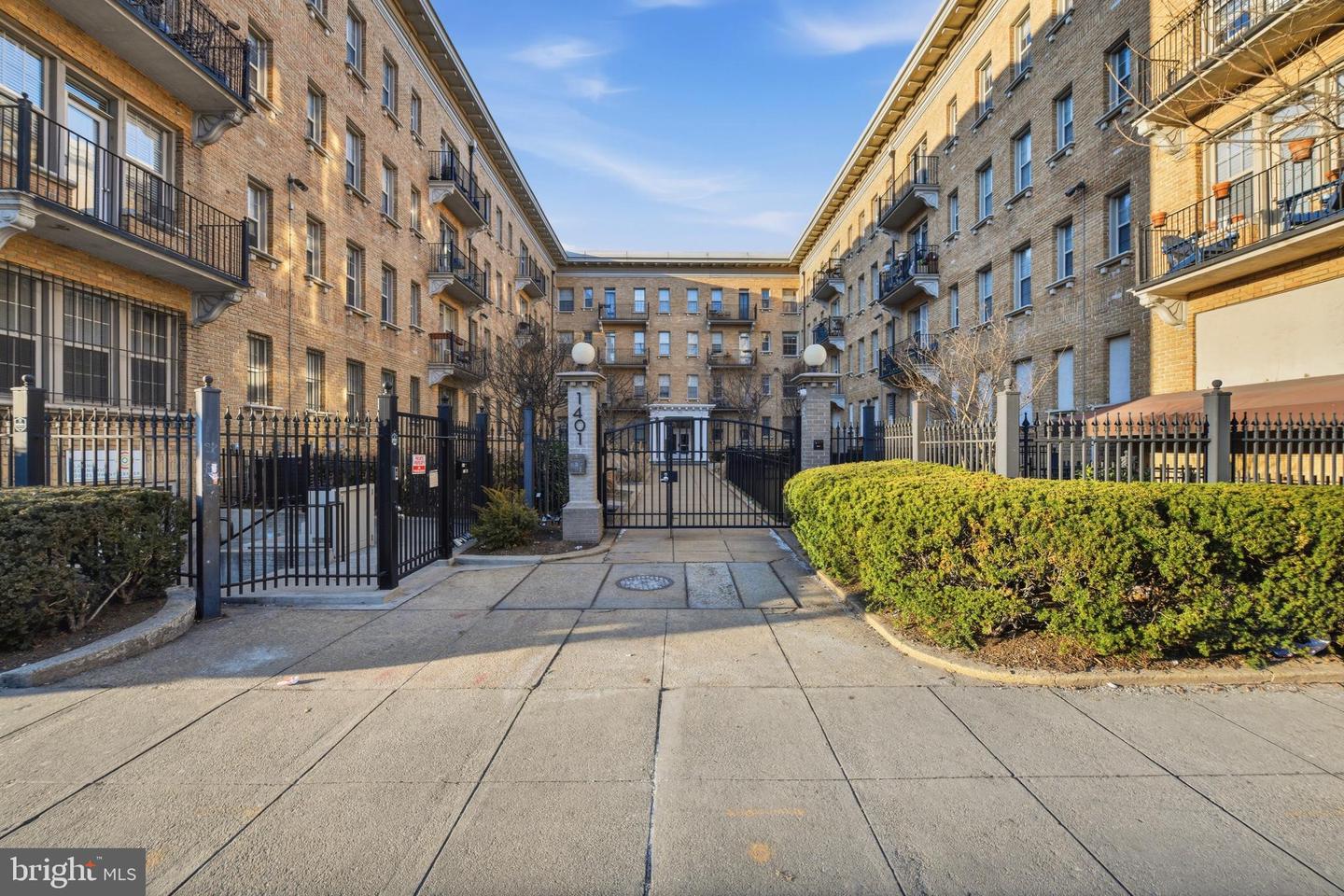 1401 Columbia Road NW #414