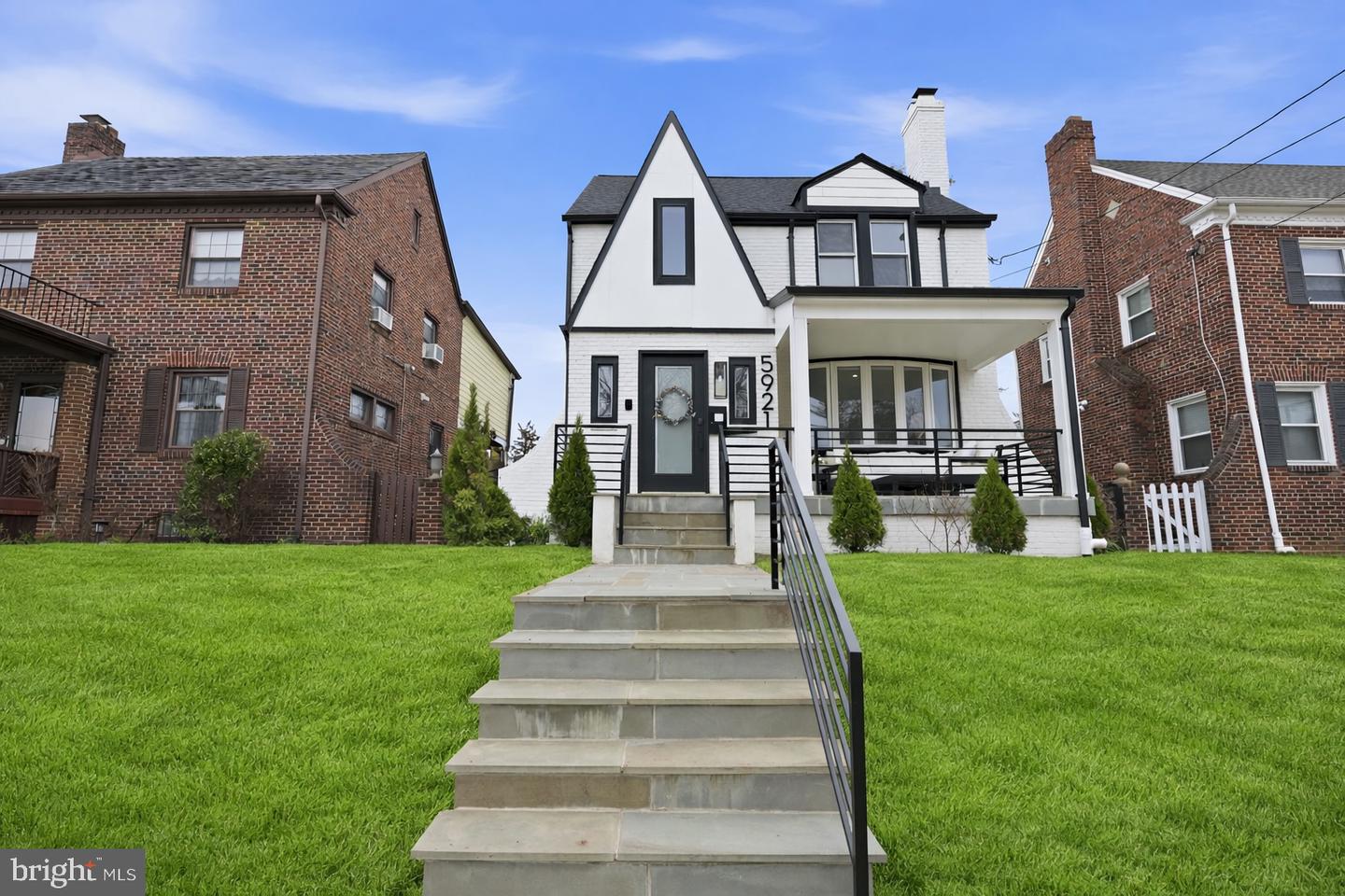 5921 2nd Place NW, Washington