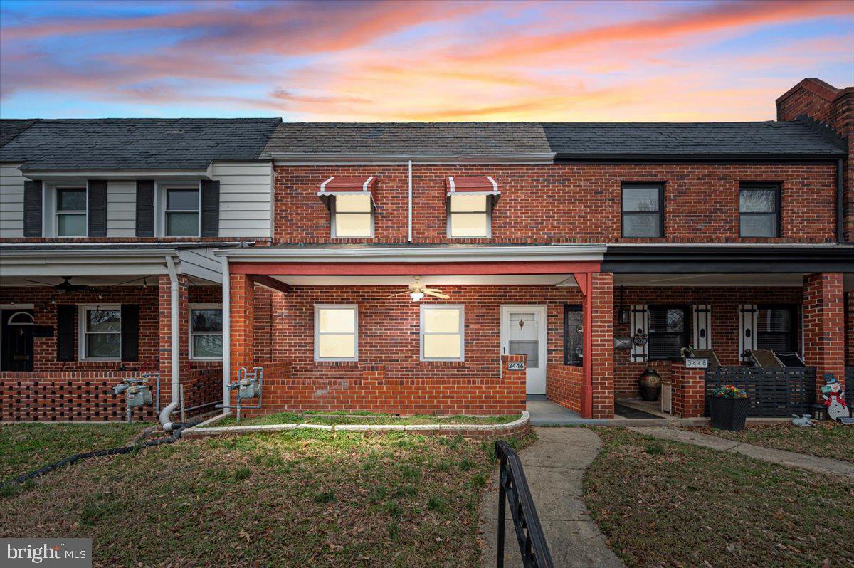 3446 Dix Street NE, Washington