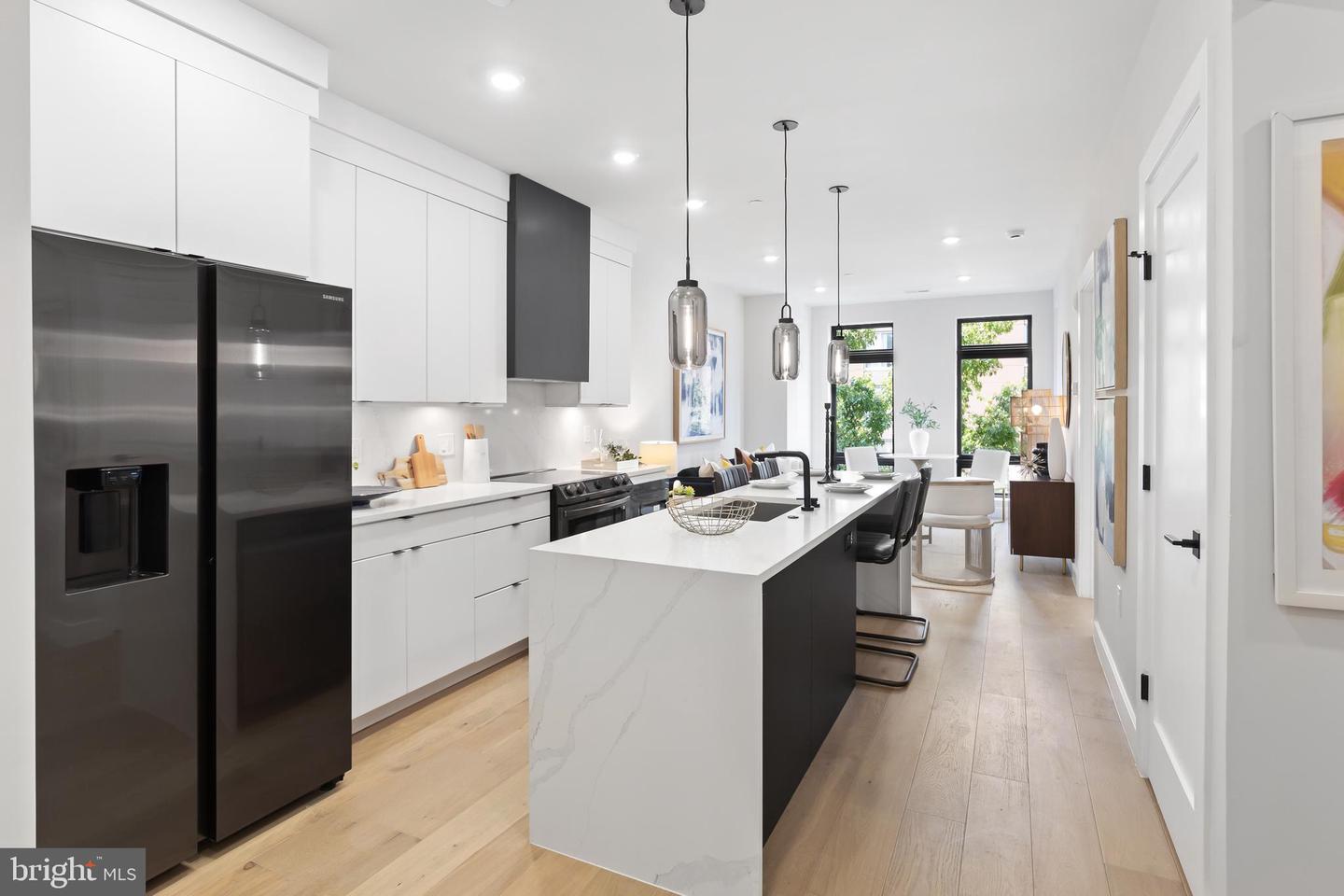 1208 M Street NW #51