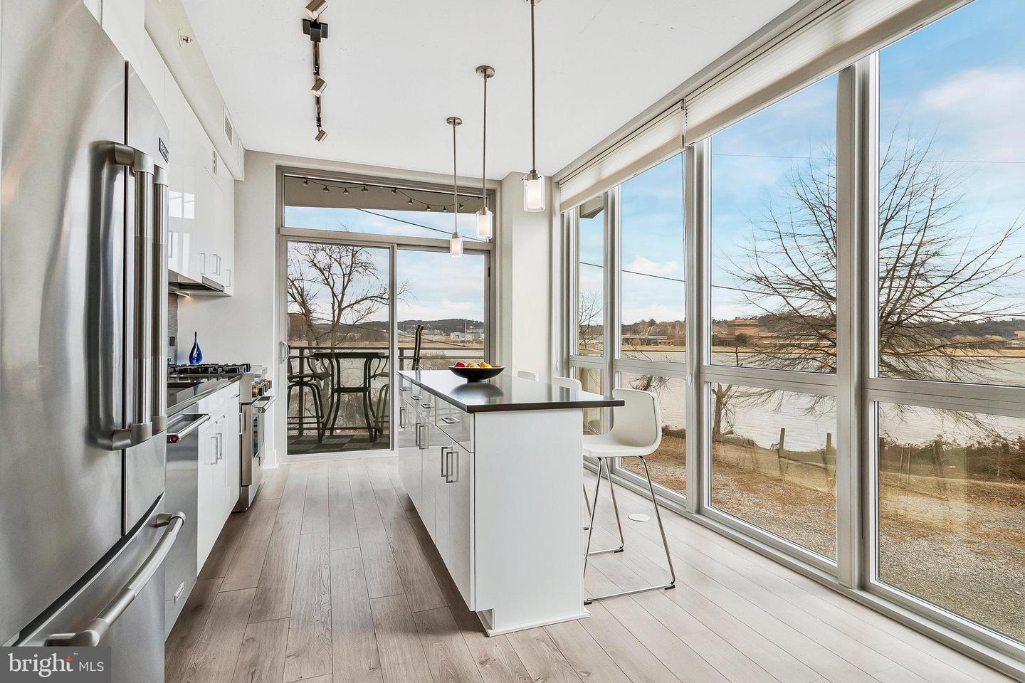 88 V Street SW #201, Washington