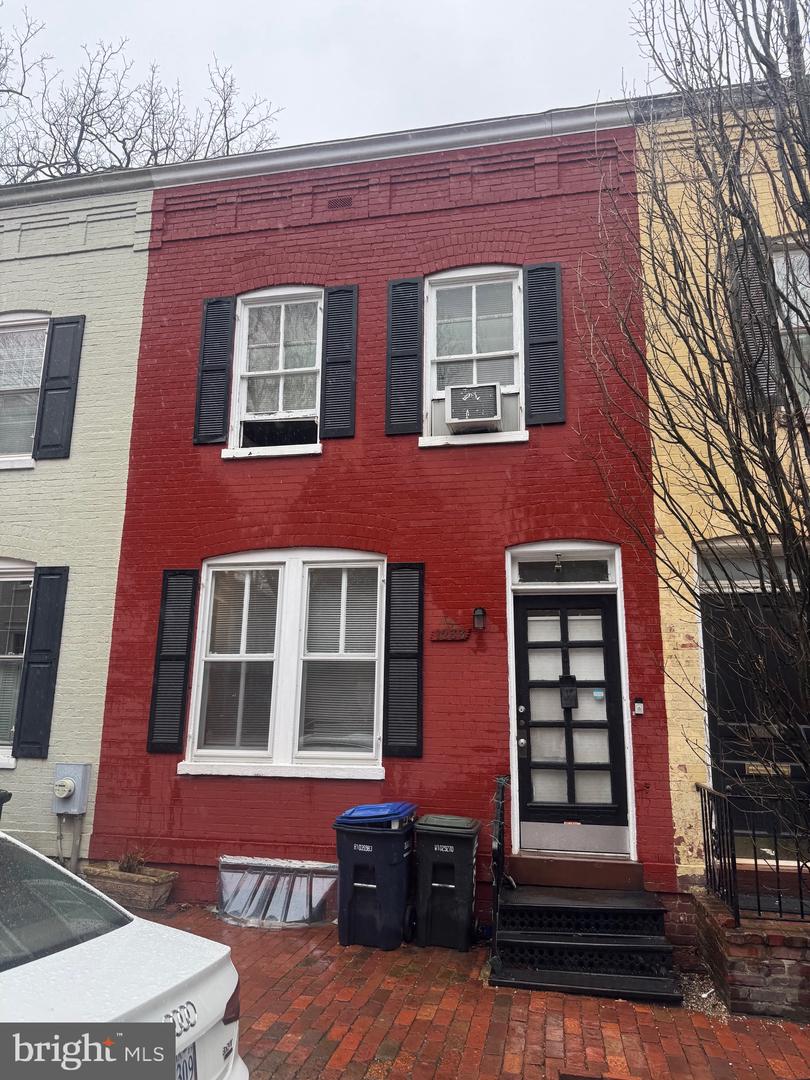 1233 33rd Street NW, Washington