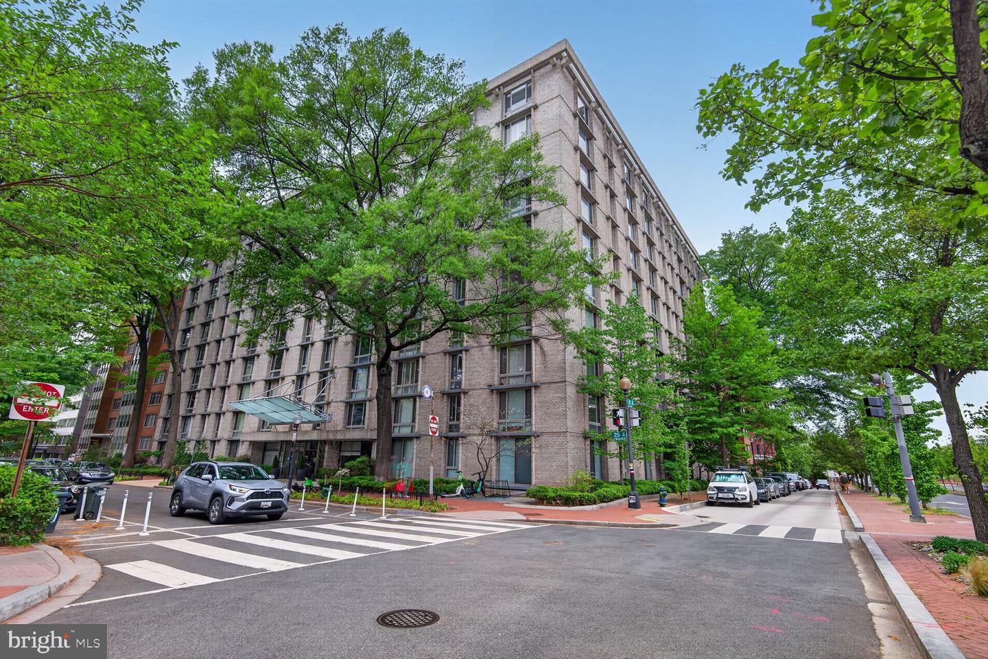 950 25th Street NW #106n