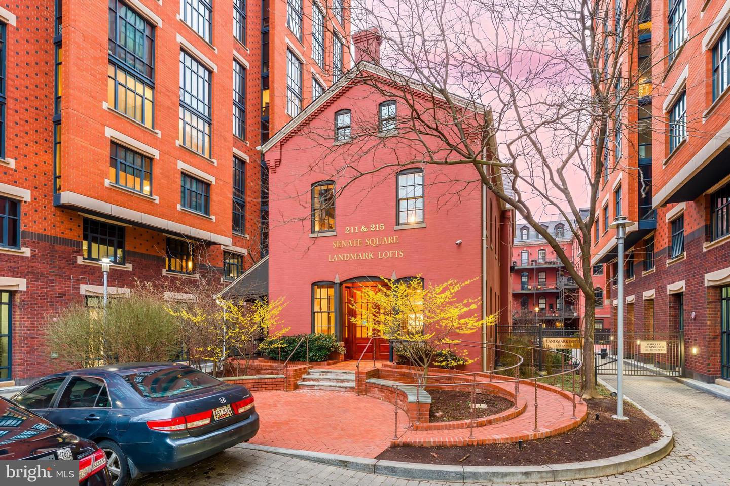 215 I Street NE #401