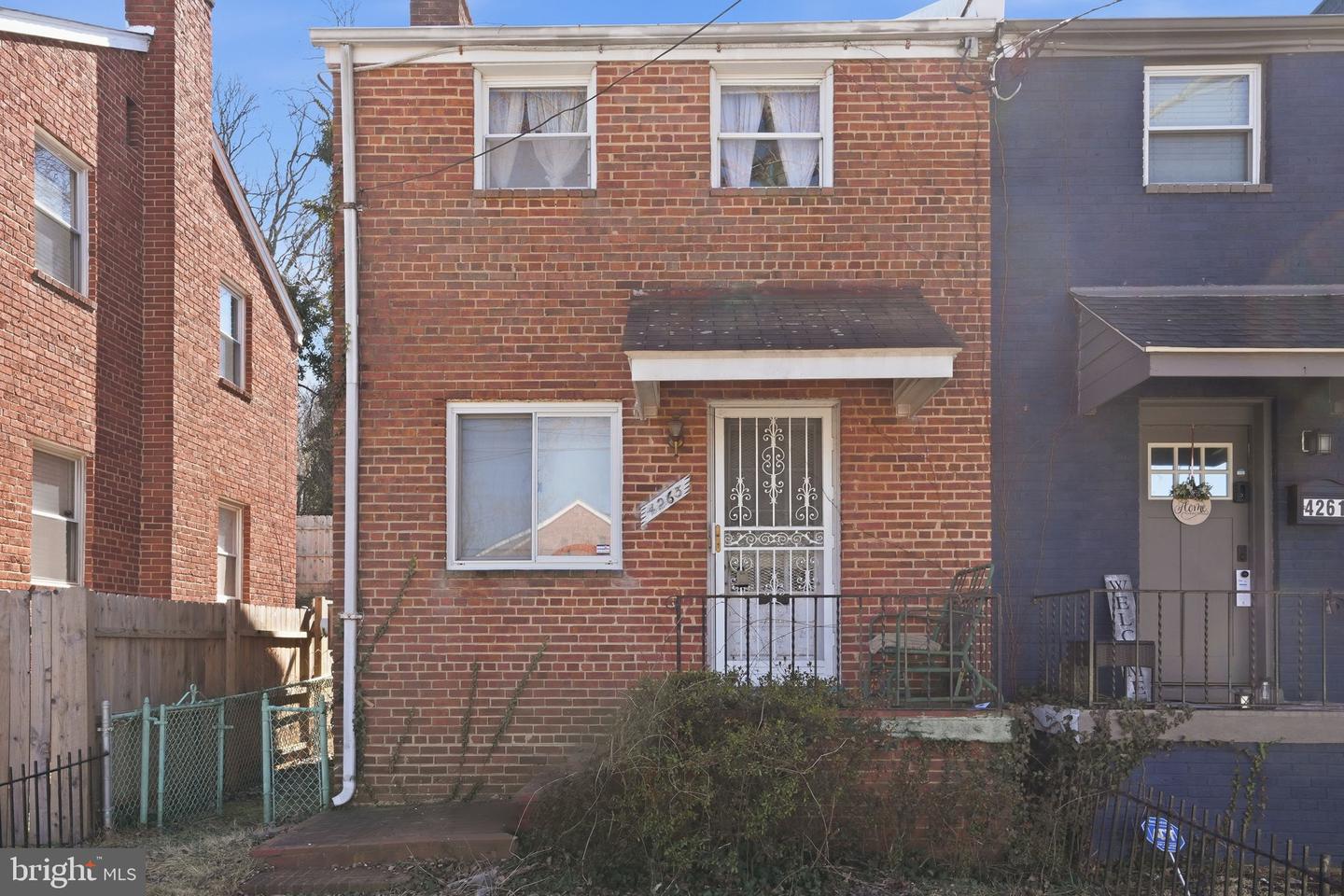 4263 Hildreth Street SE, Washington