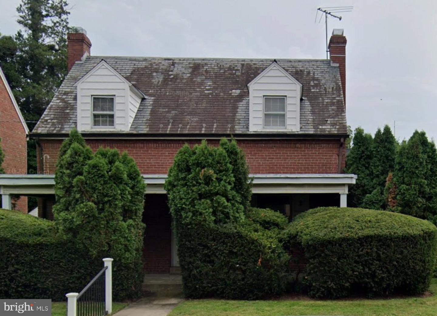 810 Dahlia Street NW, Washington