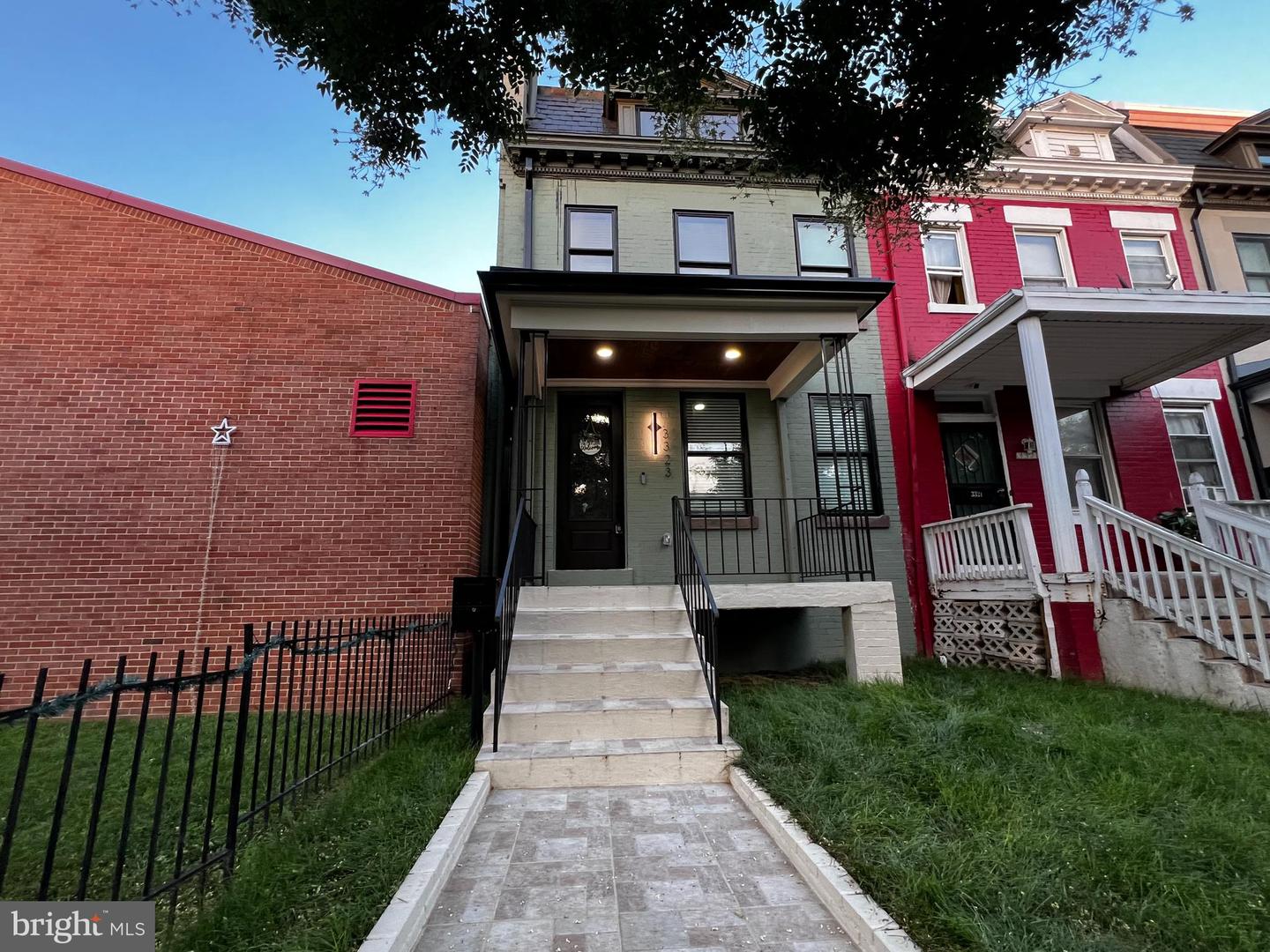 3323 Sherman Avenue NW