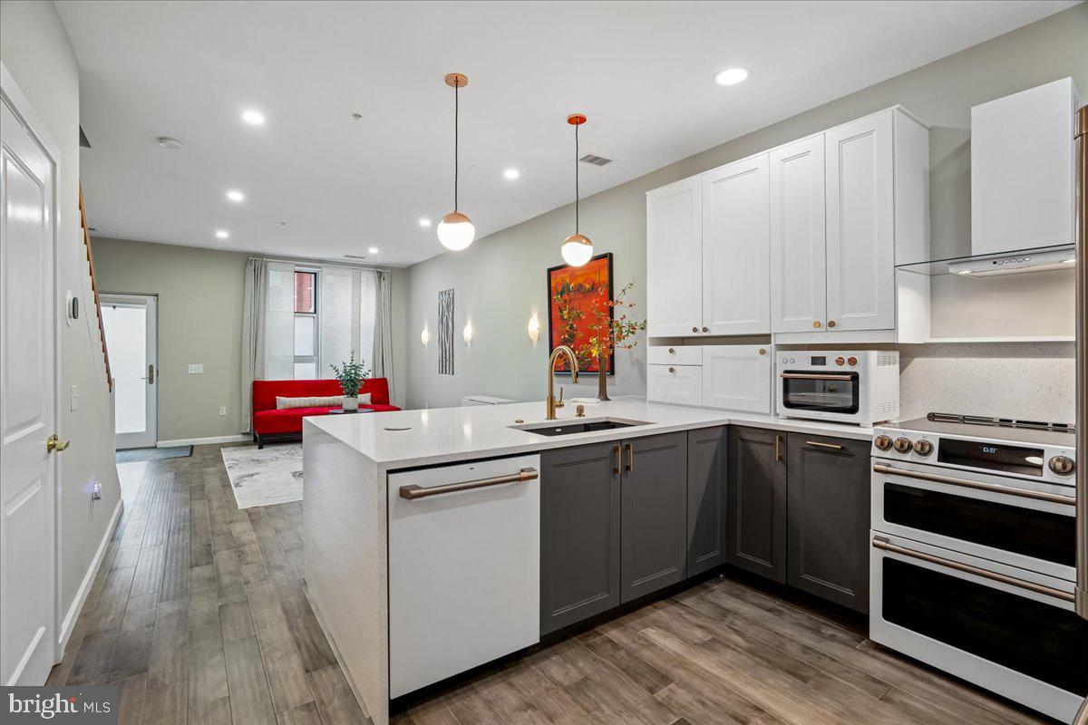343 Cedar Street NW #111