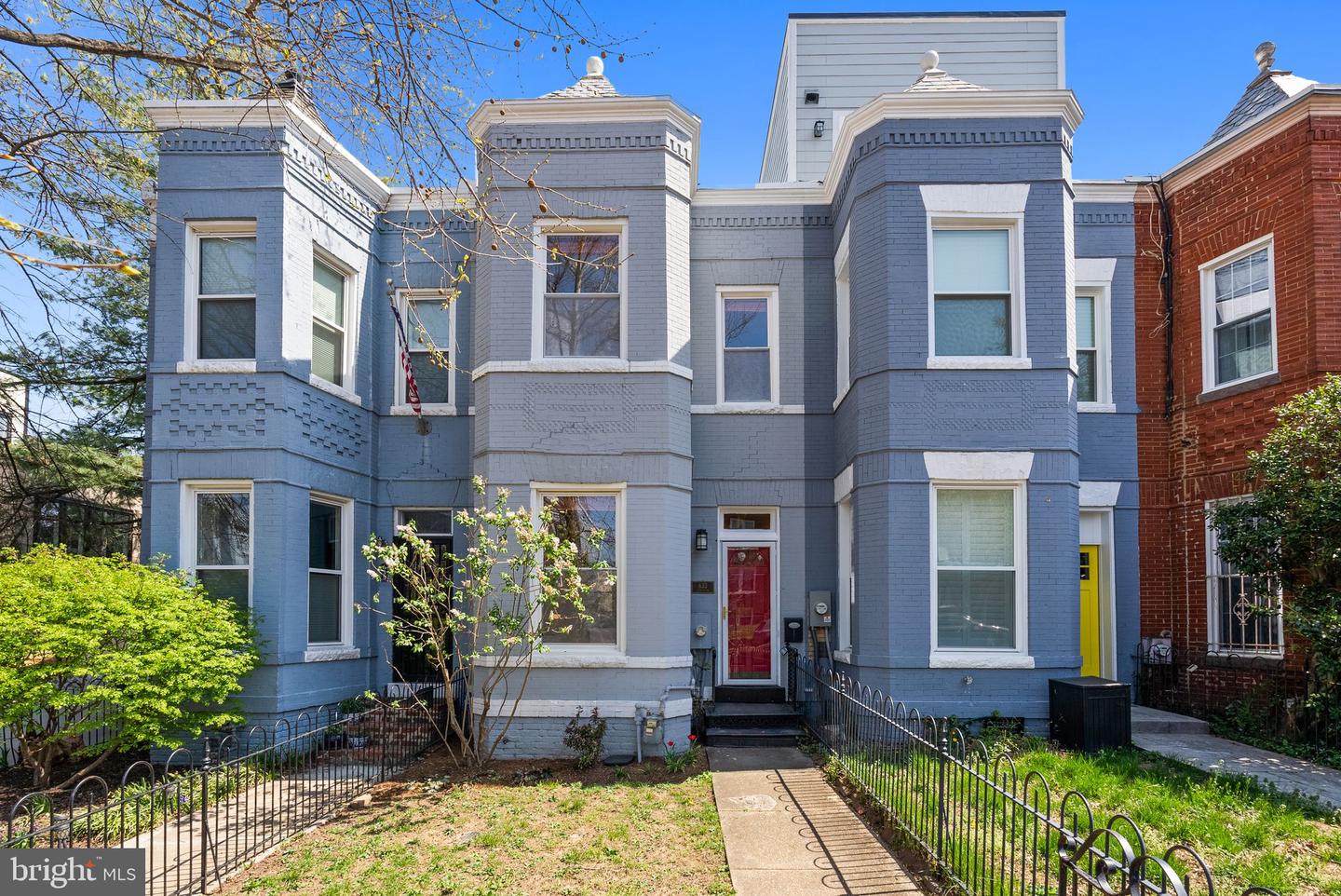 633 12th Street NE, Washington