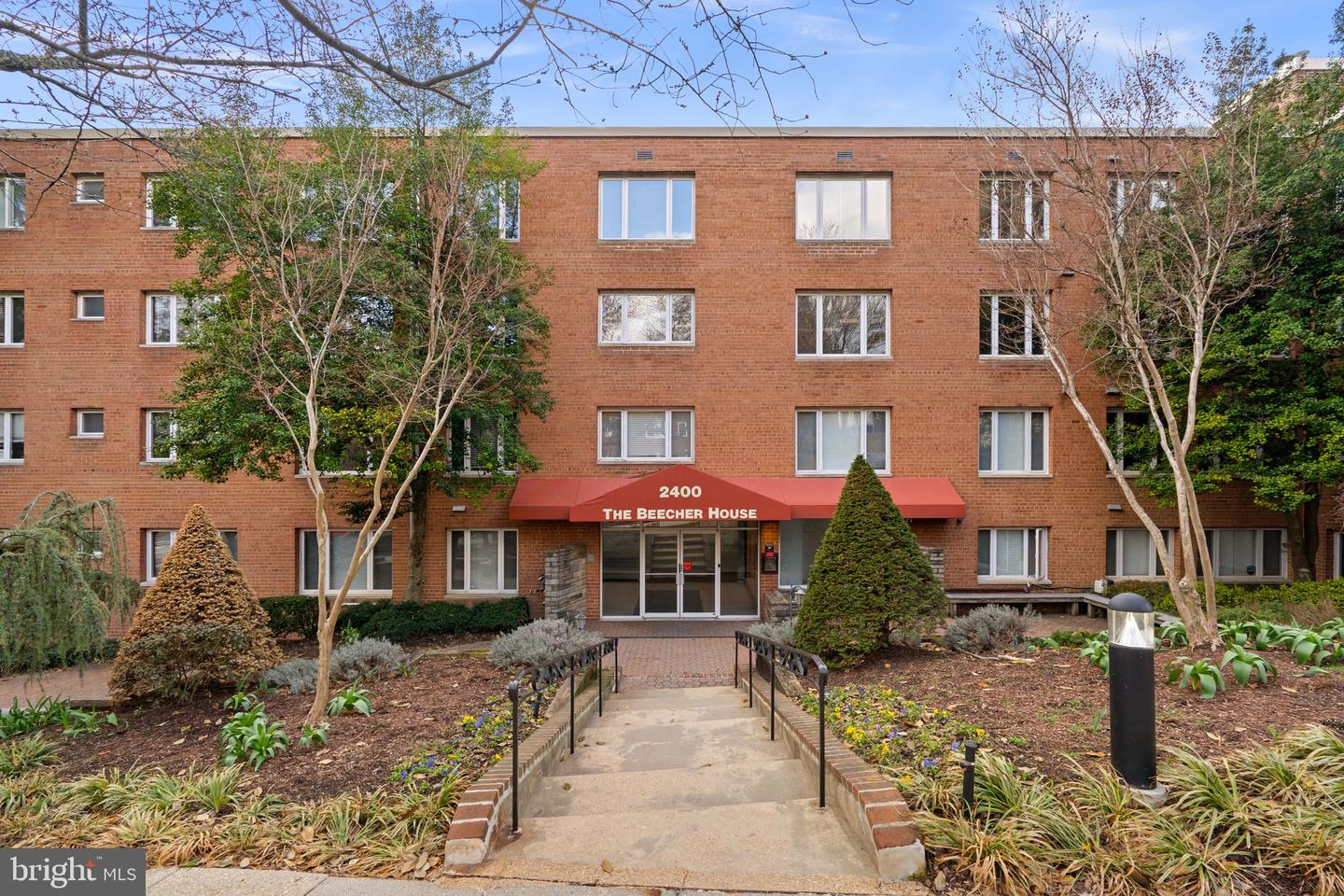 2400 41st Street NW #312, Washington