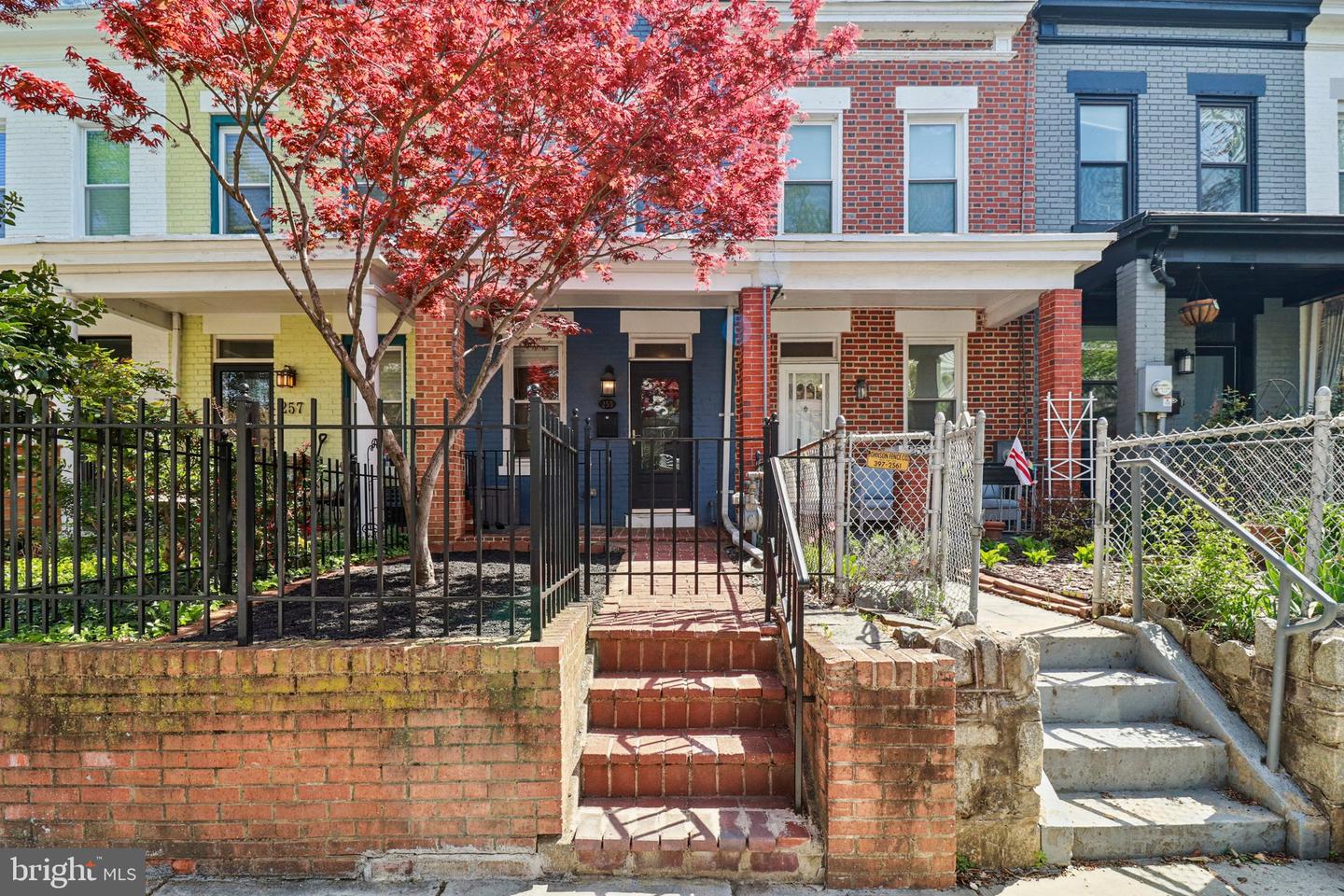 255 14th Place NE, Washington