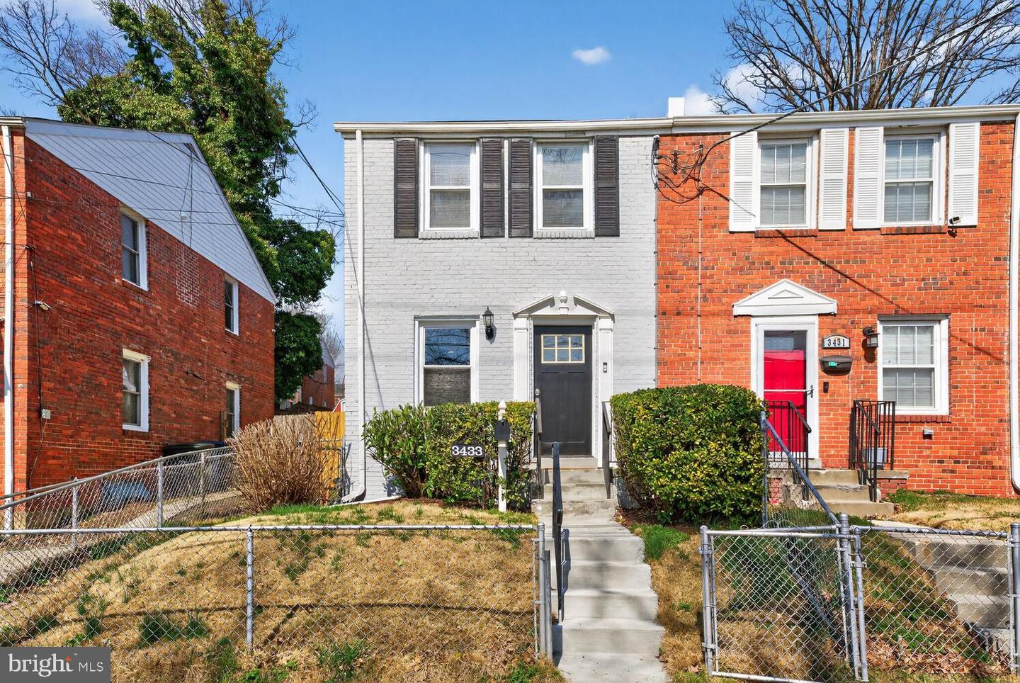 3433 25th Street SE, Washington