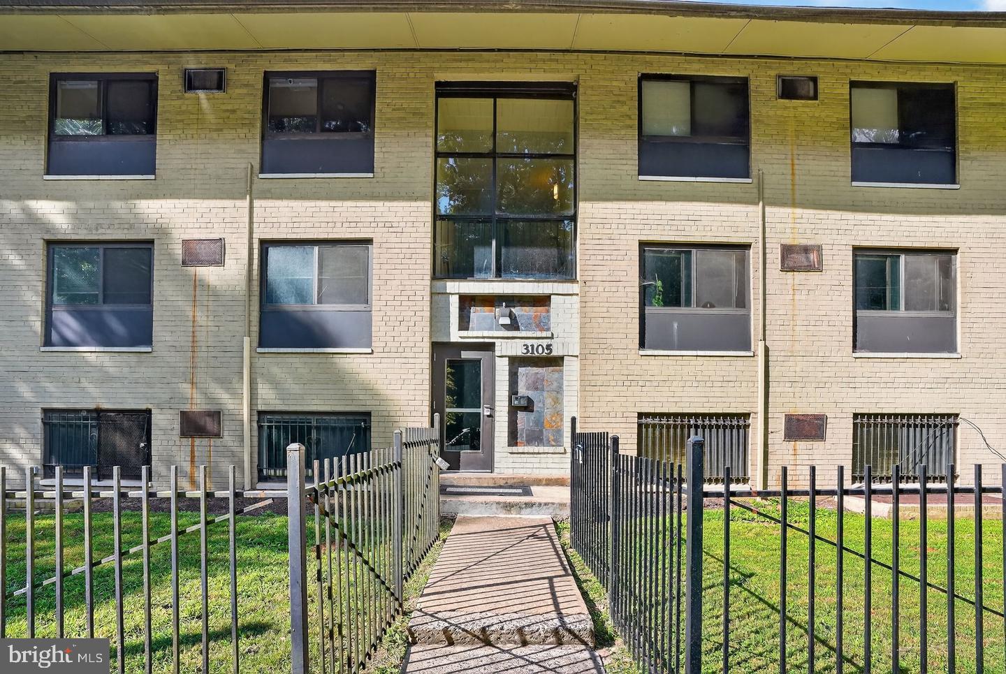 3105 Naylor Road SE #201
