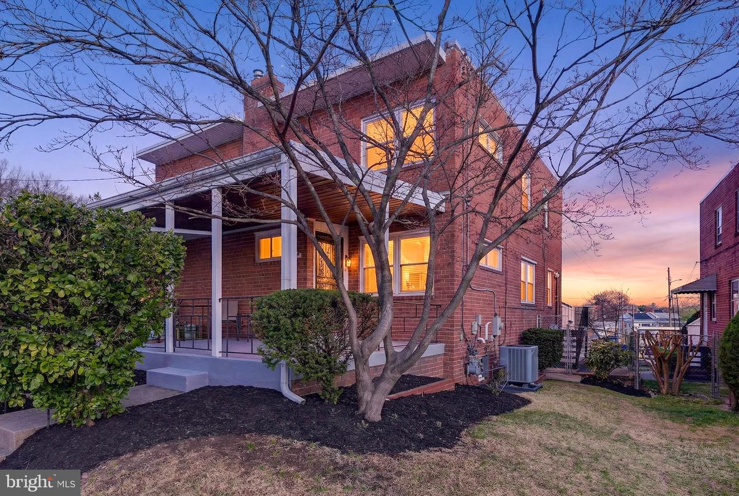 1112 Hamilton Street NE, Washington