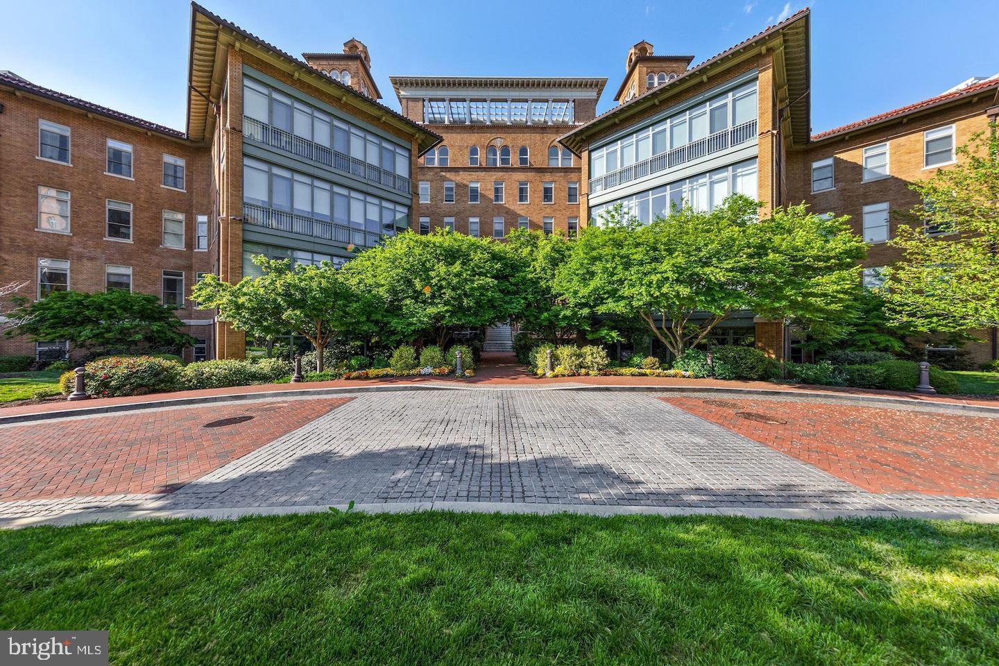 2425 L Street NW #520