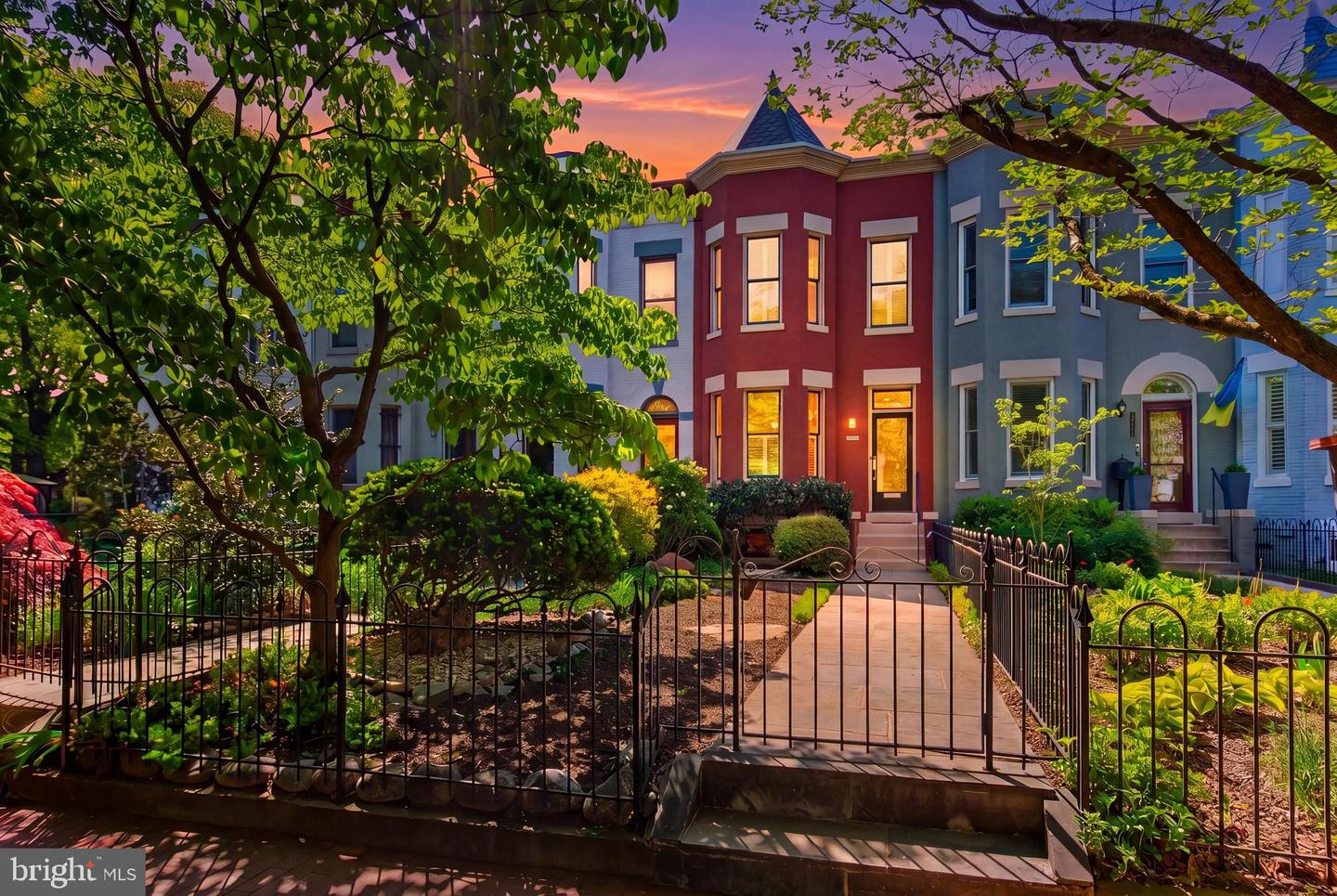 1381 North Carolina Avenue NE, Washington