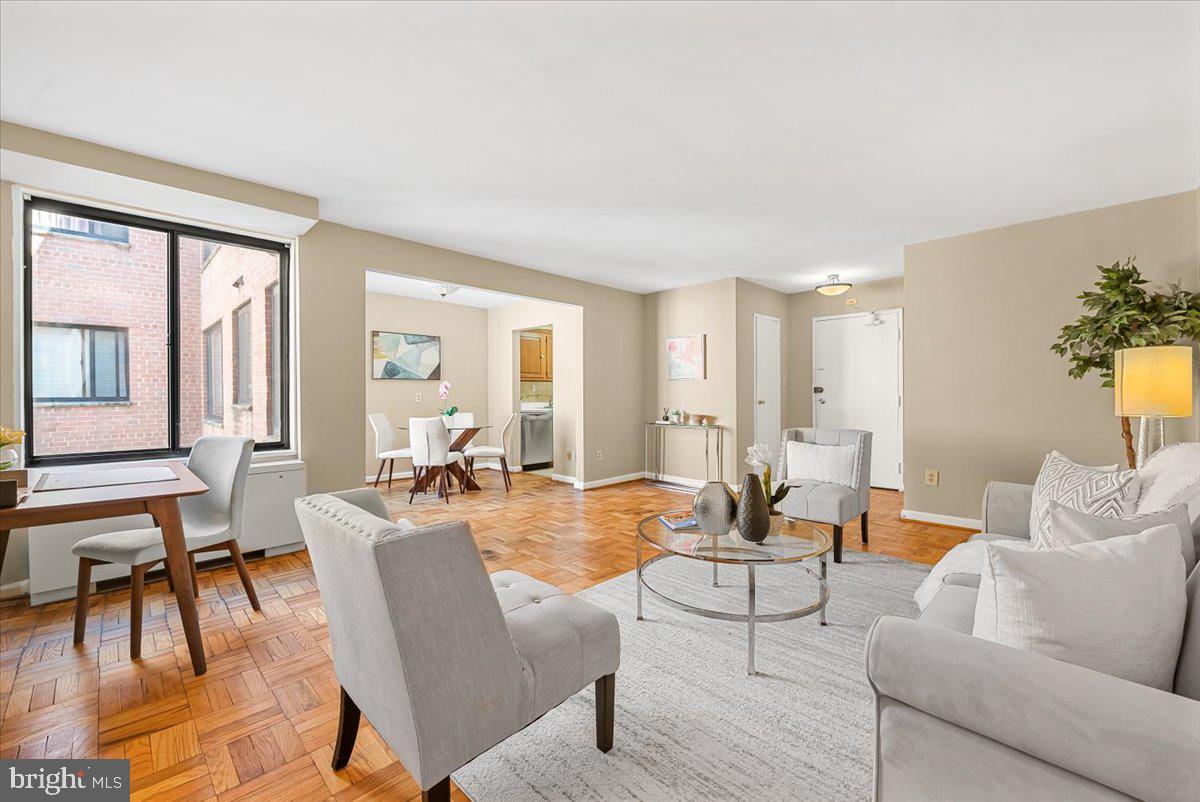 5112 Macarthur Boulevard NW #110