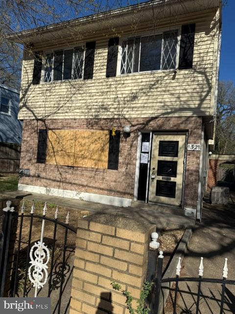 1321 49th Street NE, Washington