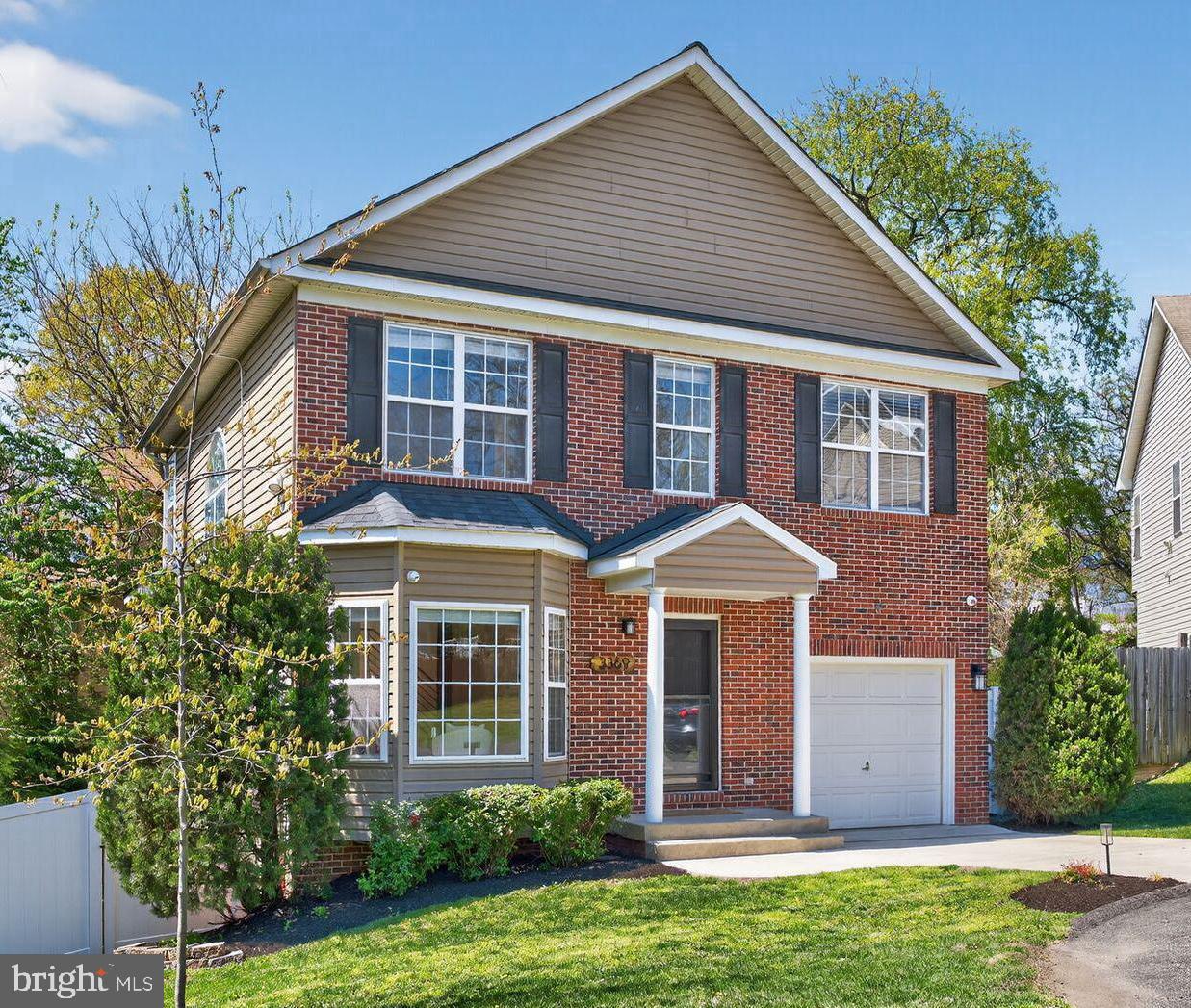 3369 Monterey Lane SE, Washington