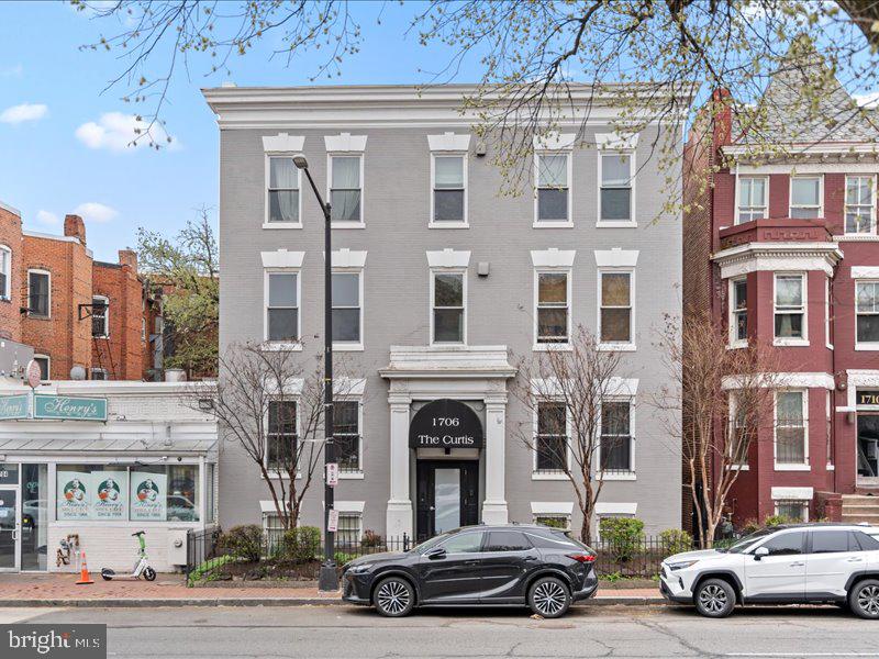 1706 U Street NW #202