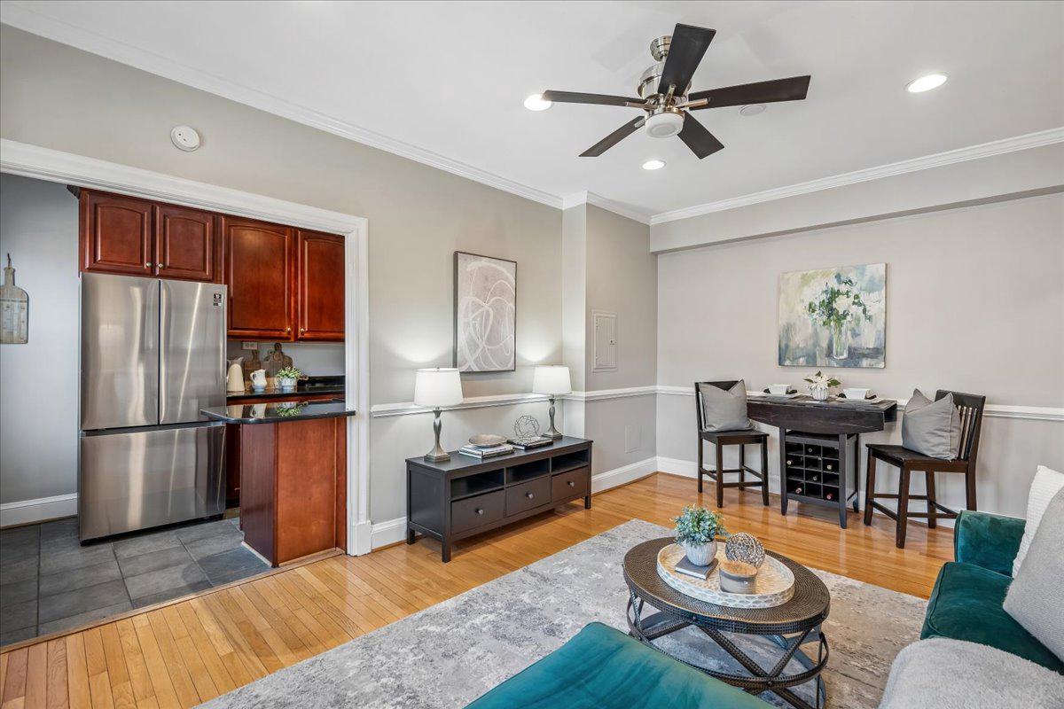3010 Wisconsin Avenue NW #209