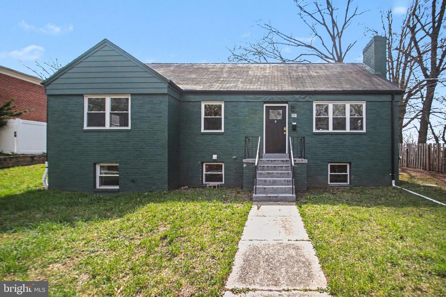 3243 Massachusetts Avenue SE, Washington