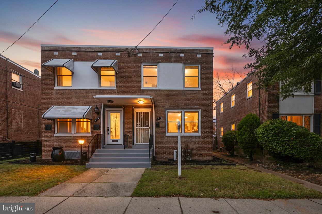 518 Riggs Road NE, Washington