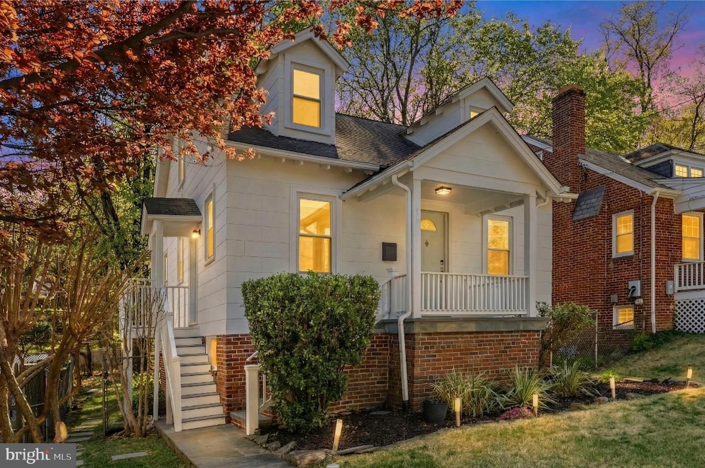 3731 Oakview Terrace NE, Washington