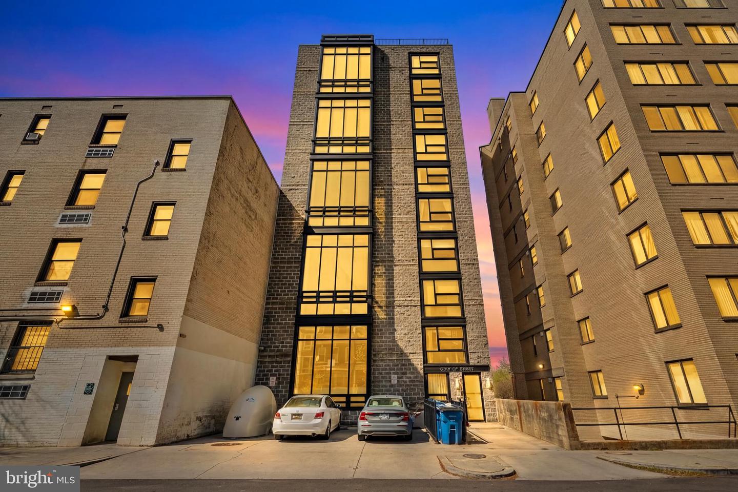 3039 16th Street NW #302