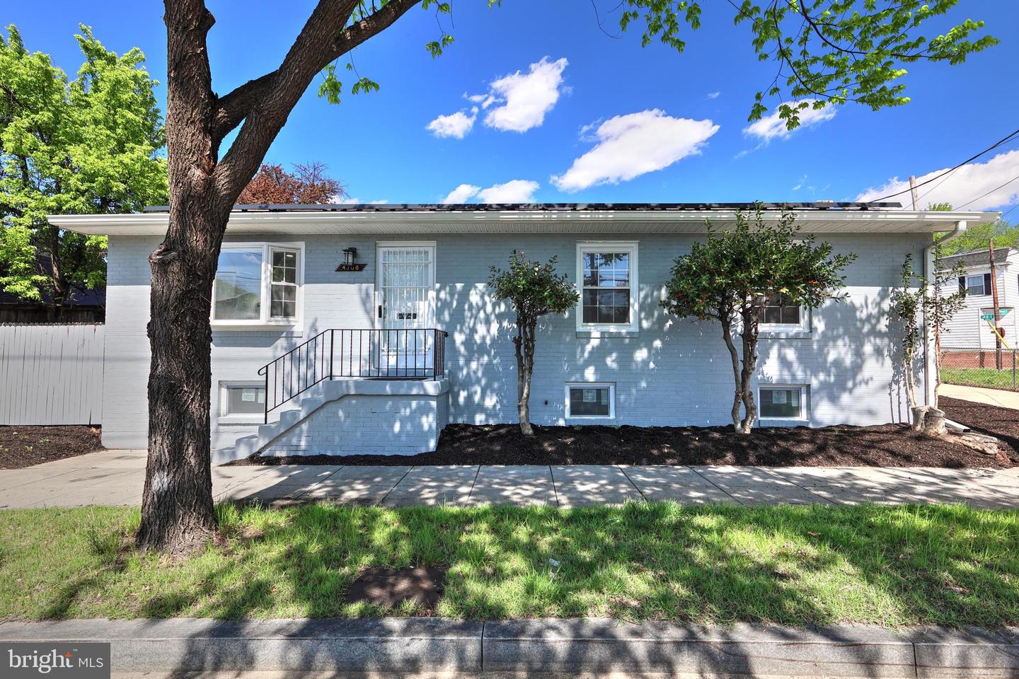 4308 Nannie Helen Burroughs Avenue NE, Washington