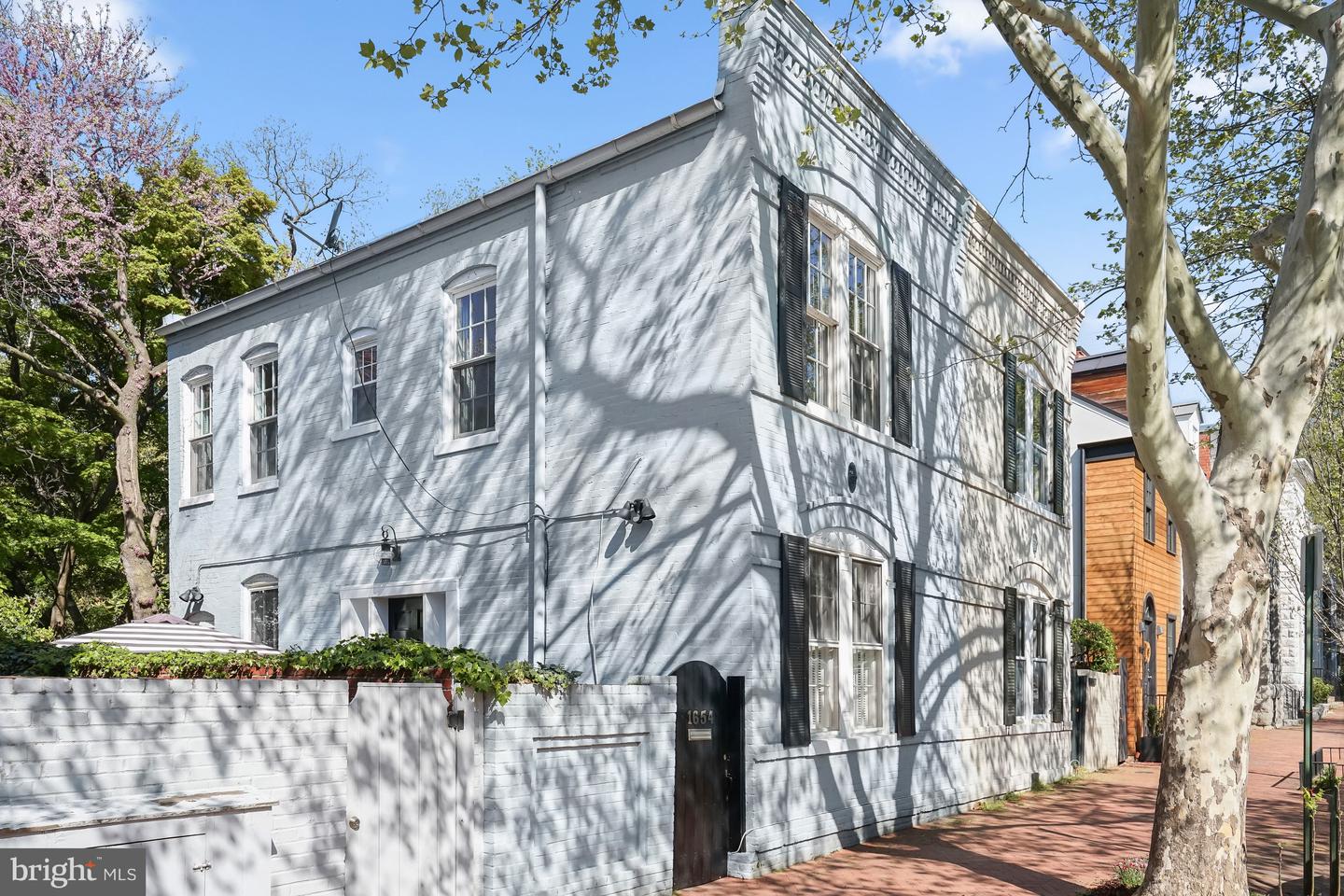 1654 34th Street NW, Washington