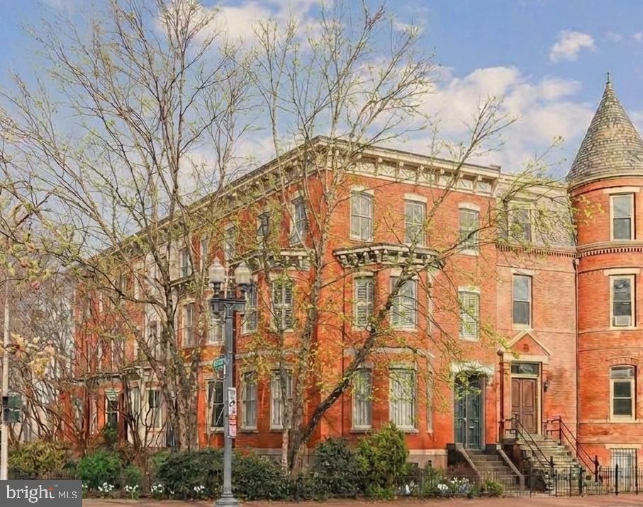 17 Logan Circle NW
