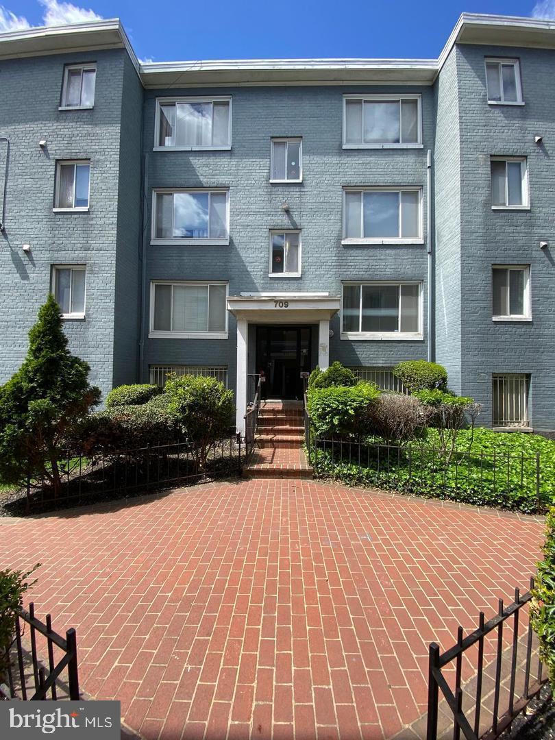 709 Brandywine Street SE #b1, Washington
