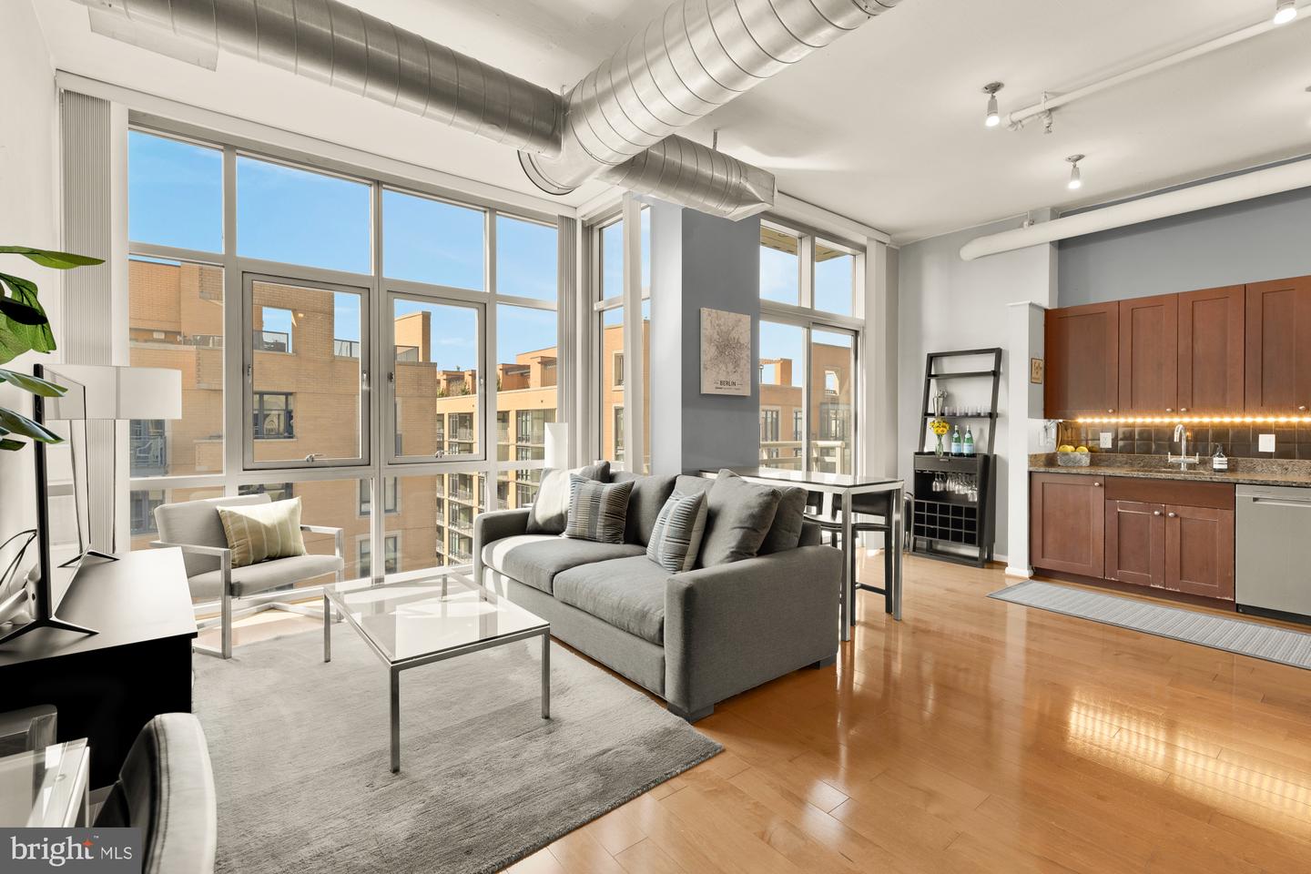 811 4th Street NW #1207, Washington