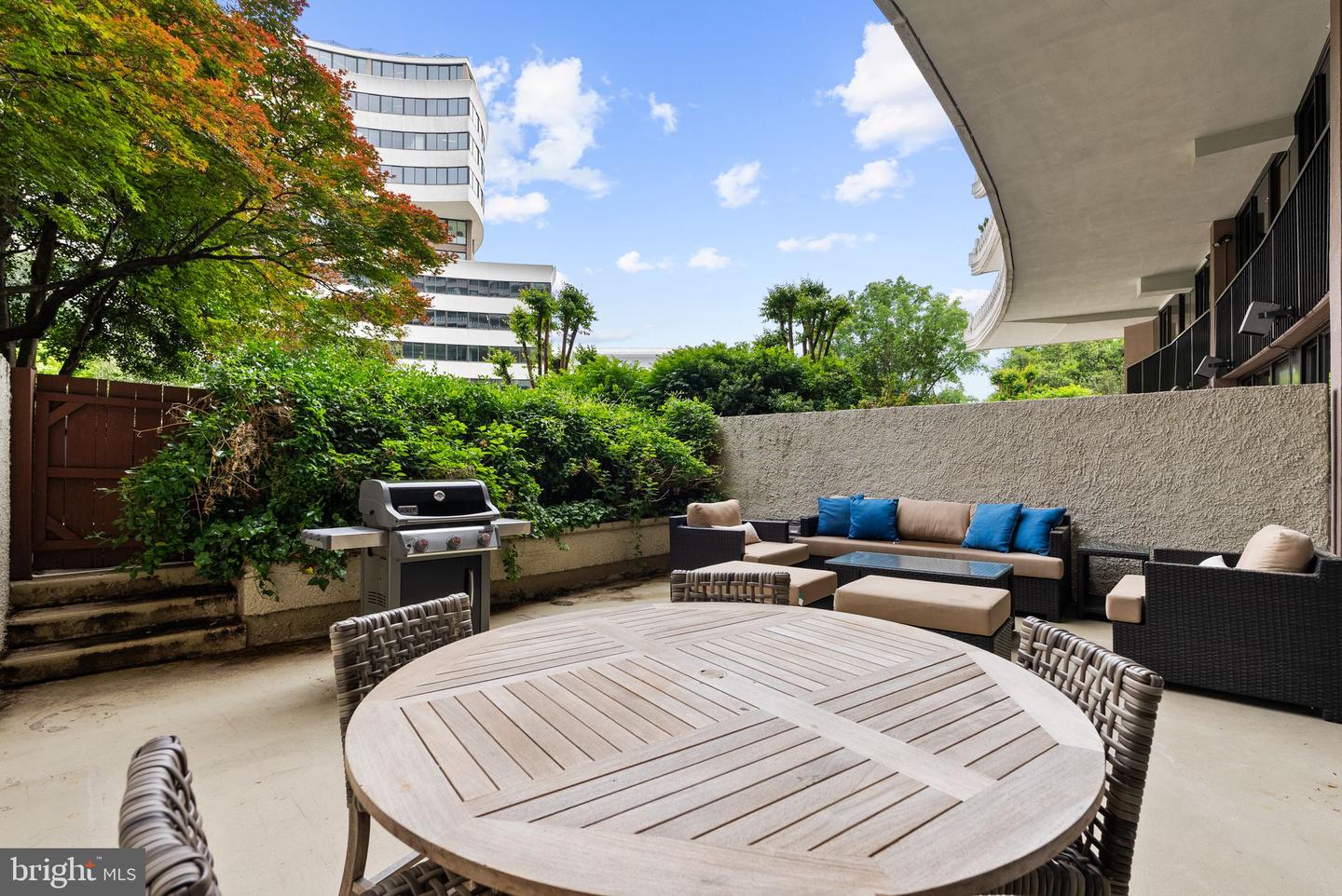 700 New Hampshire Avenue NW #105