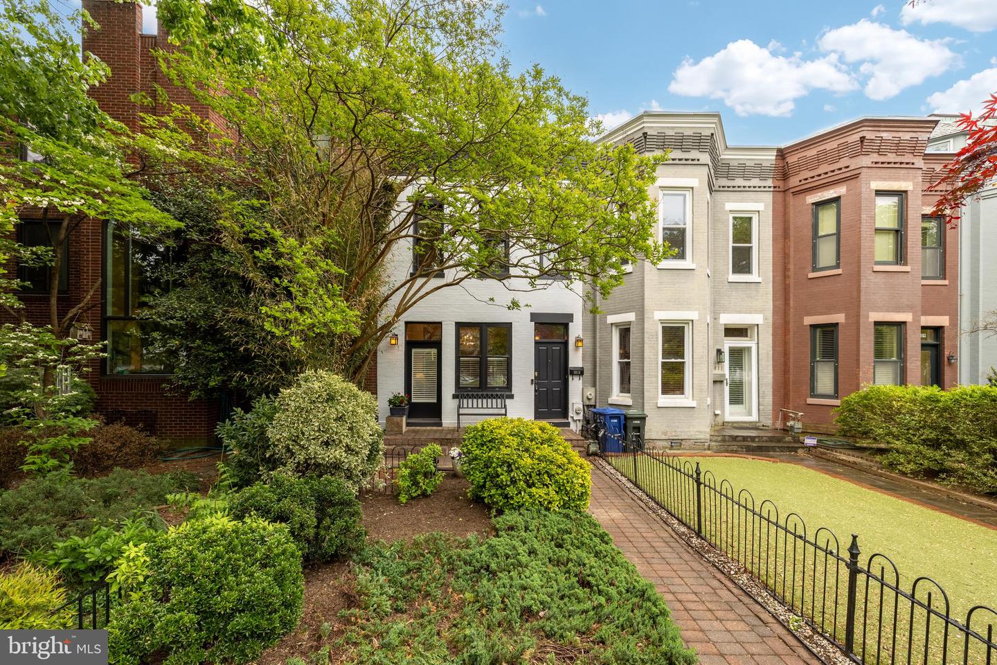 1013 North Carolina Avenue SE, Washington