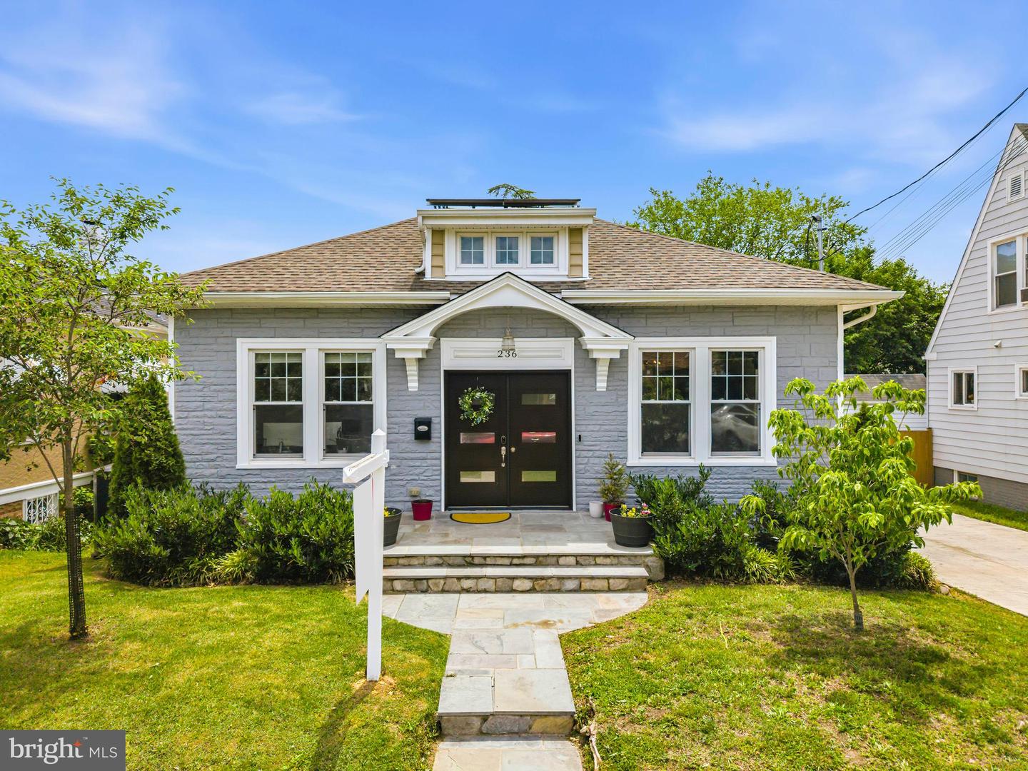 236 Peabody Street NW