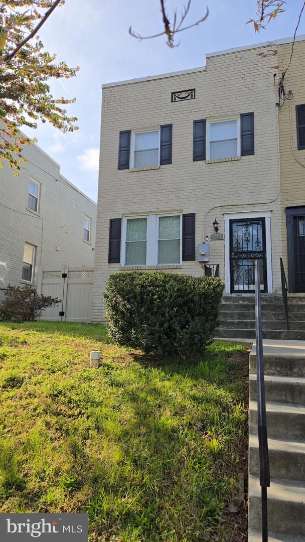 4217 Foote Street NE, Washington