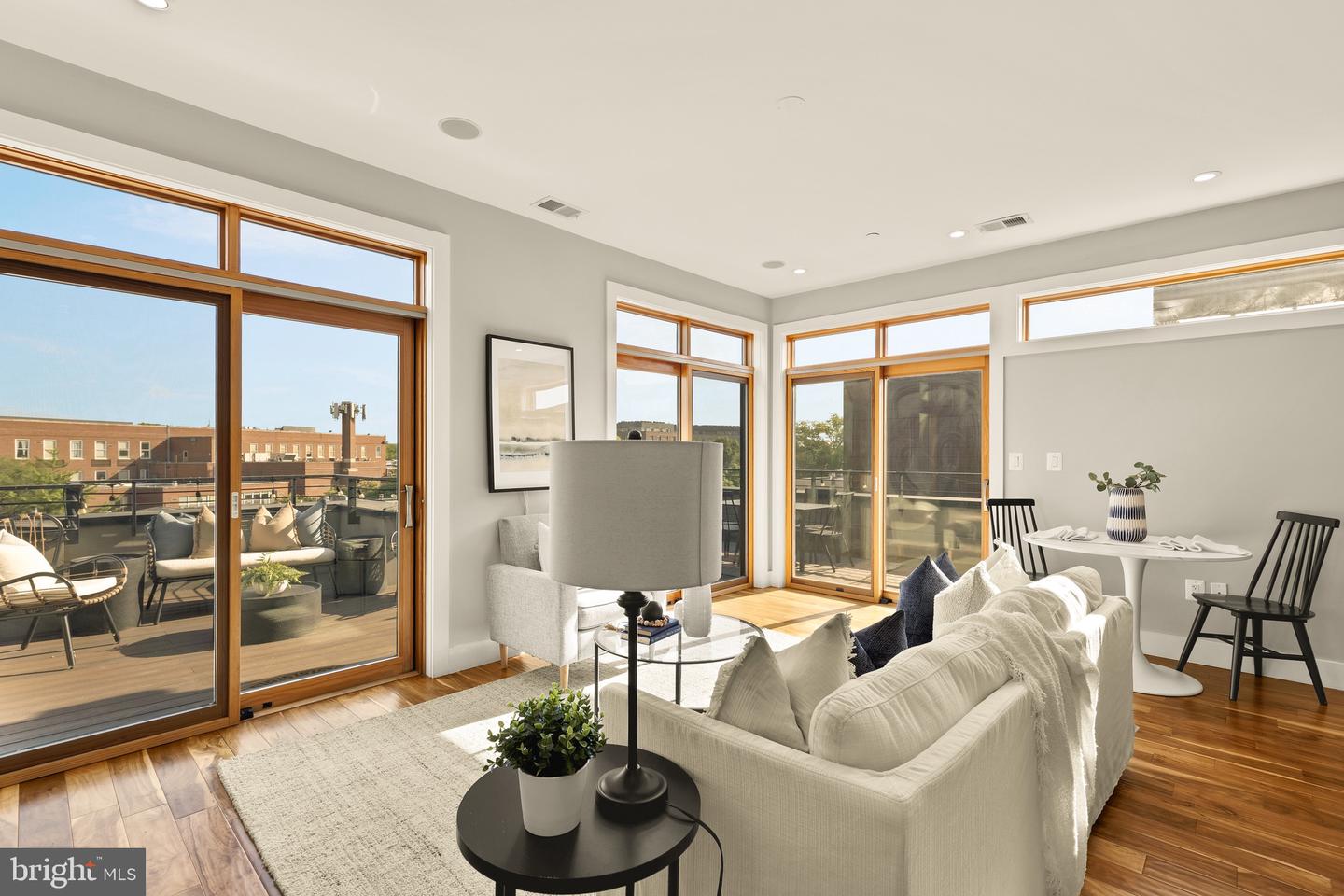 1337 K Street SE ##penthouse 3